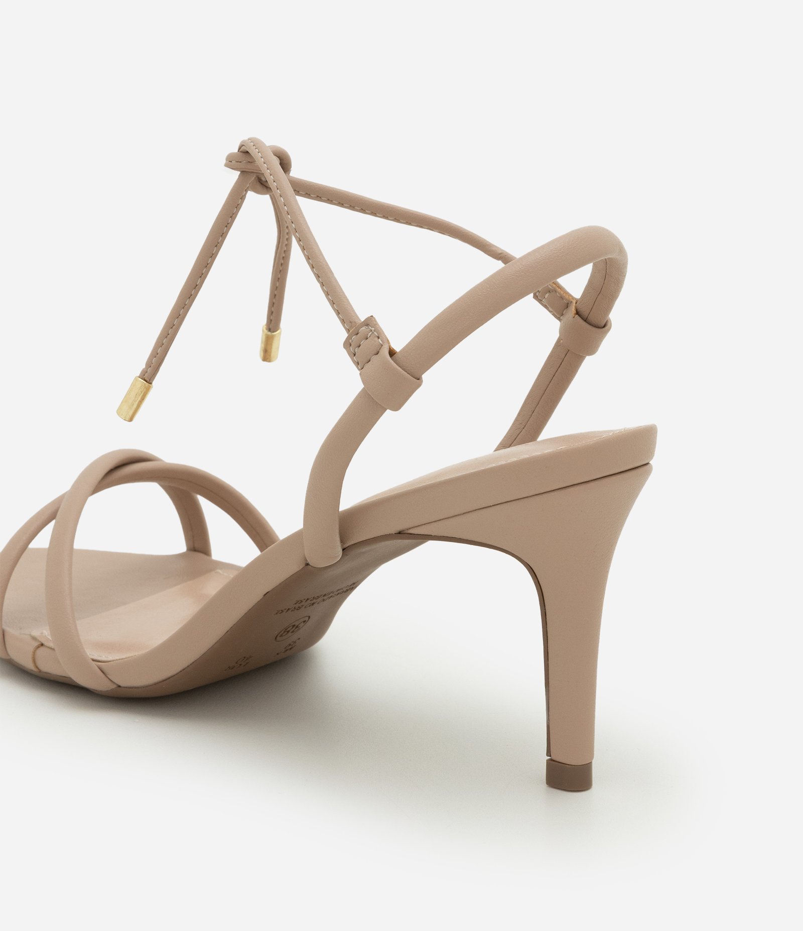 Sandália com Tiras e Bico Folha Bege 4