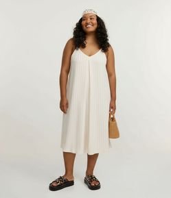 Vestido em Viscose com Prega Frontal e Forro Curve & Plus Size