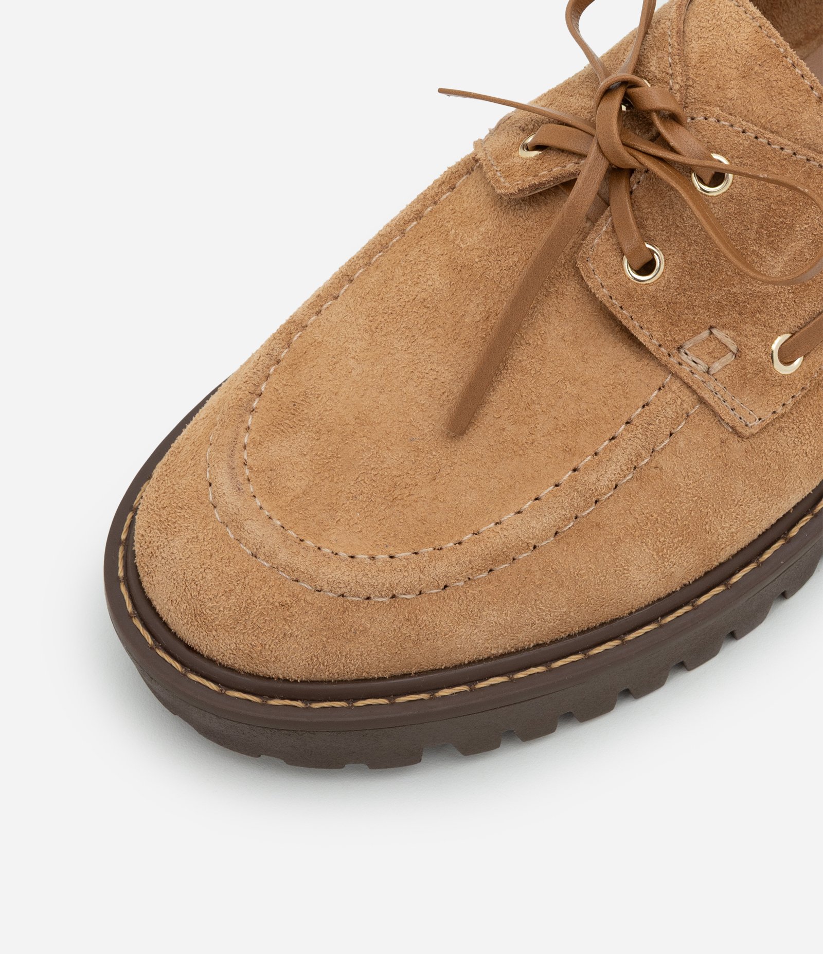 Mocassim em Couro Camurça com Solado Tratorado Marrom 5