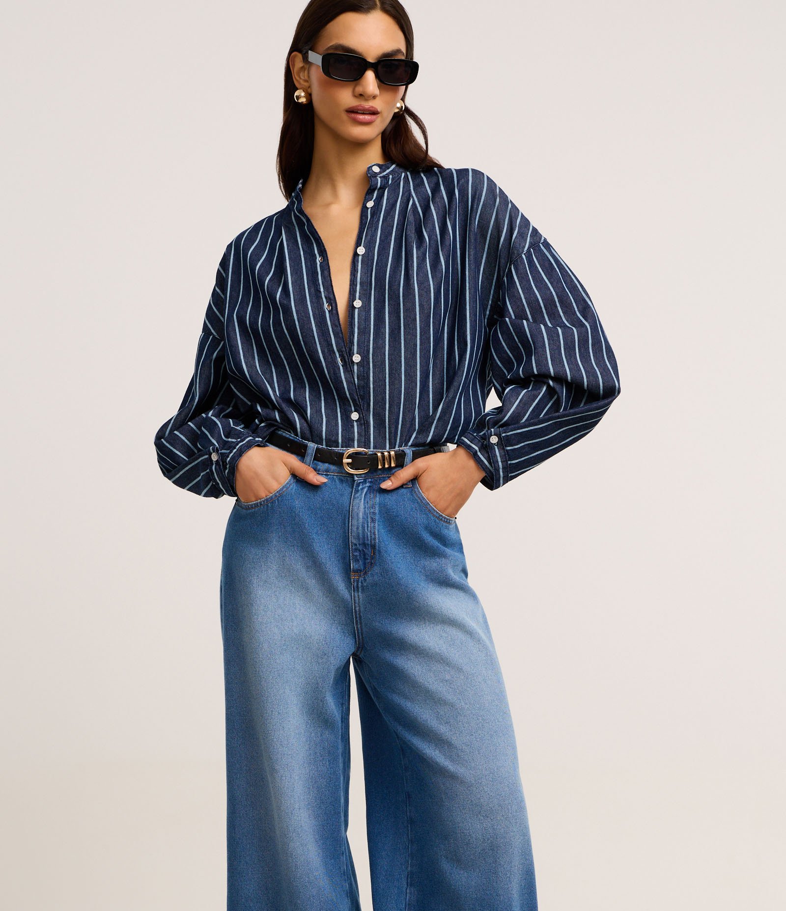 Calça Aladim em Jeans com Lavagem Destroyed Azul 2