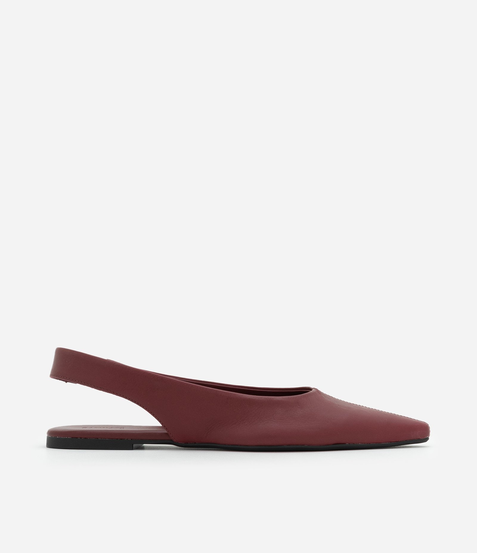 Sapatilha Slingback de Bico Fino em Couro Vinho 1