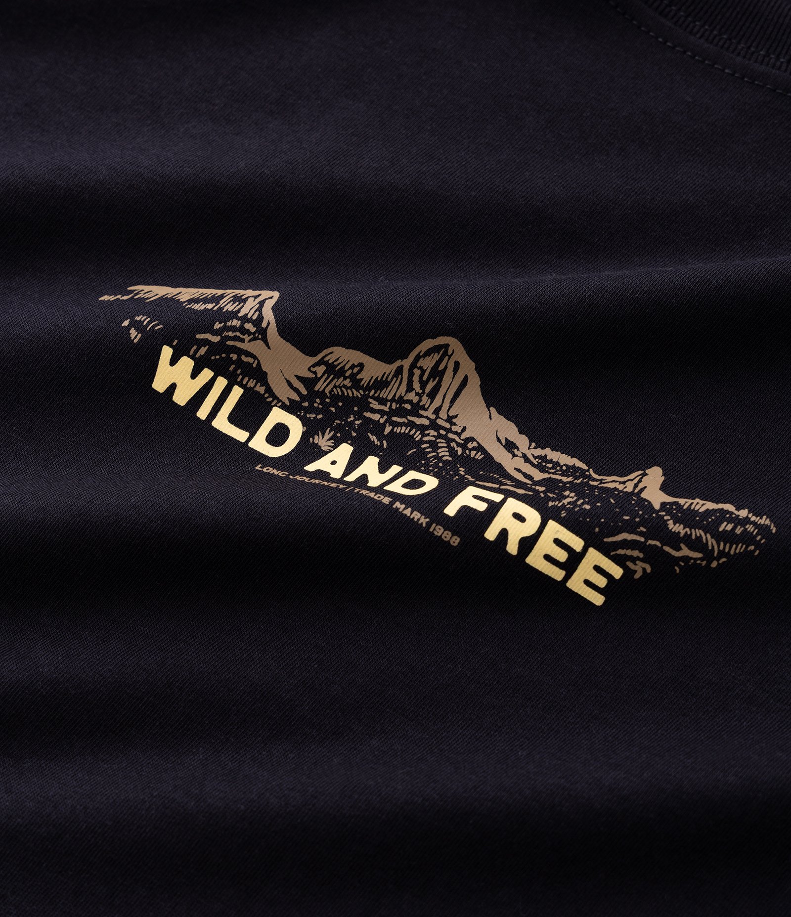 Camiseta Comfort em Algodão com Estampa Lettering Preto 4