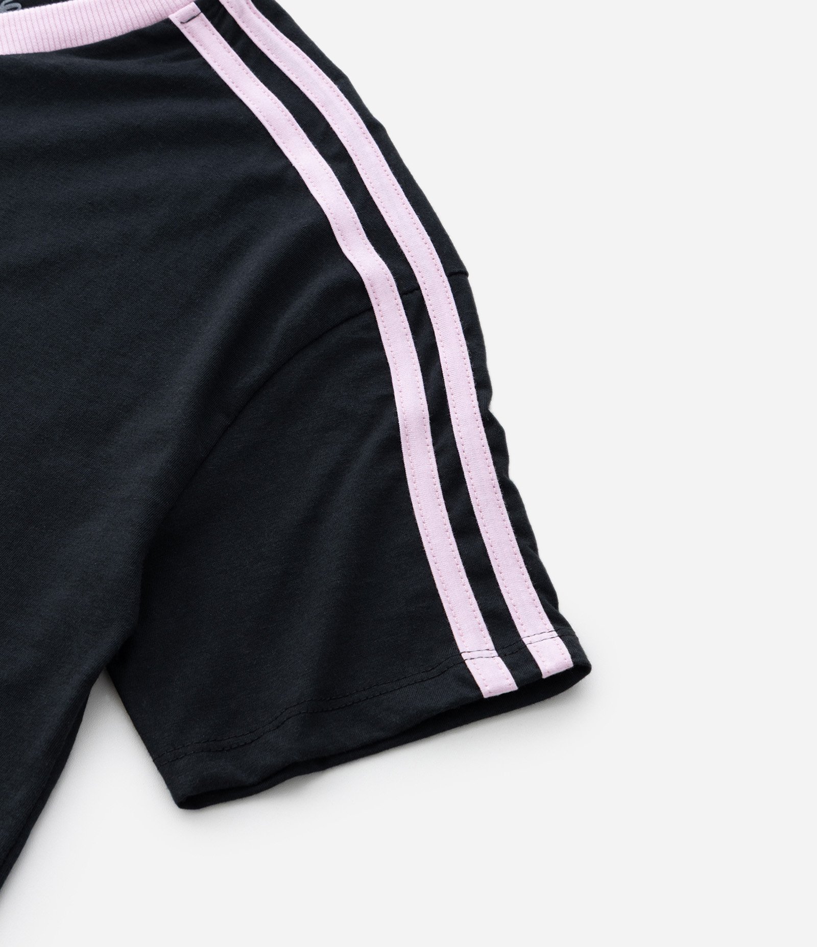 Camiseta Infantil com Estampa Cinderela 88 – Tam 7 a 16 Anos Preto 4