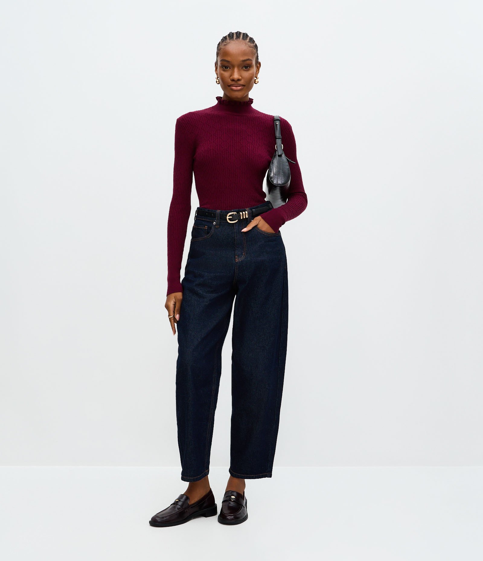 Blusa Regular em Tricô Texturizado com Golinha Frufru Vermelho 2