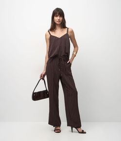 Calça Wide Leg com Estampa Listrada e Cordão para Amarração
