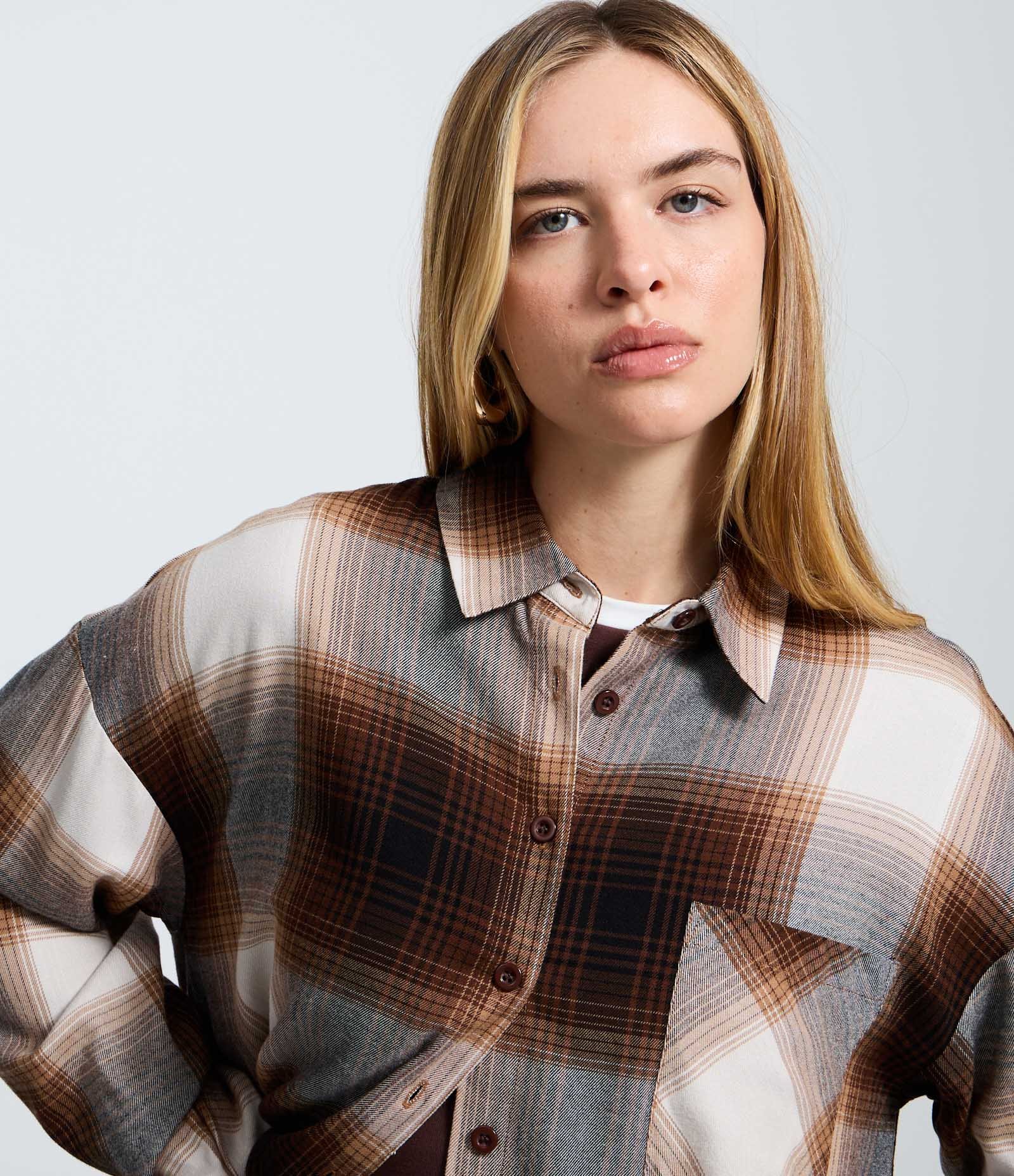 Camisa Regular Manga Longa em Flanela Xadrez Marrom 4