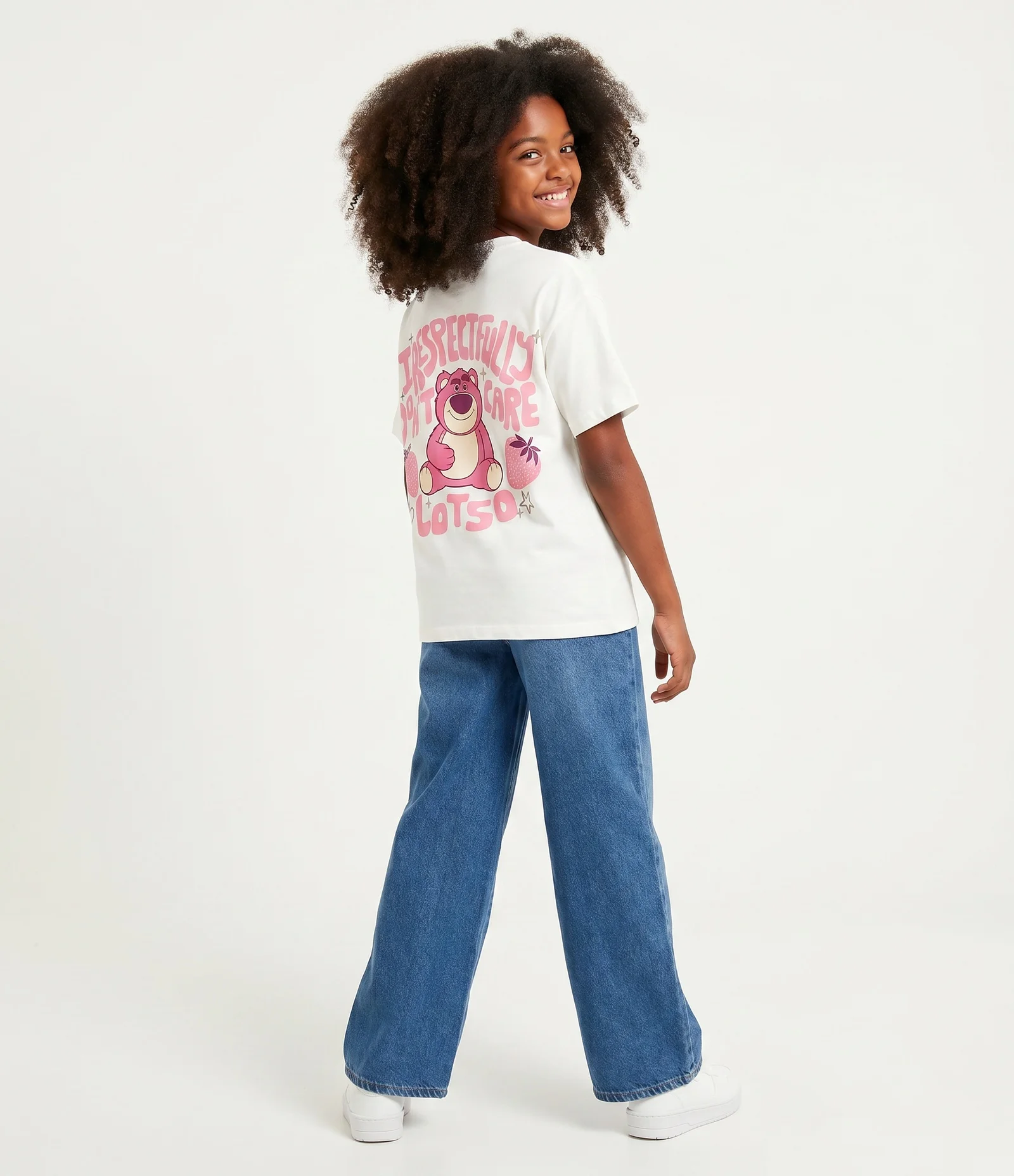 Camiseta Infantil com Estampa Lotso – Tam 7 a 16 Anos Off White 1