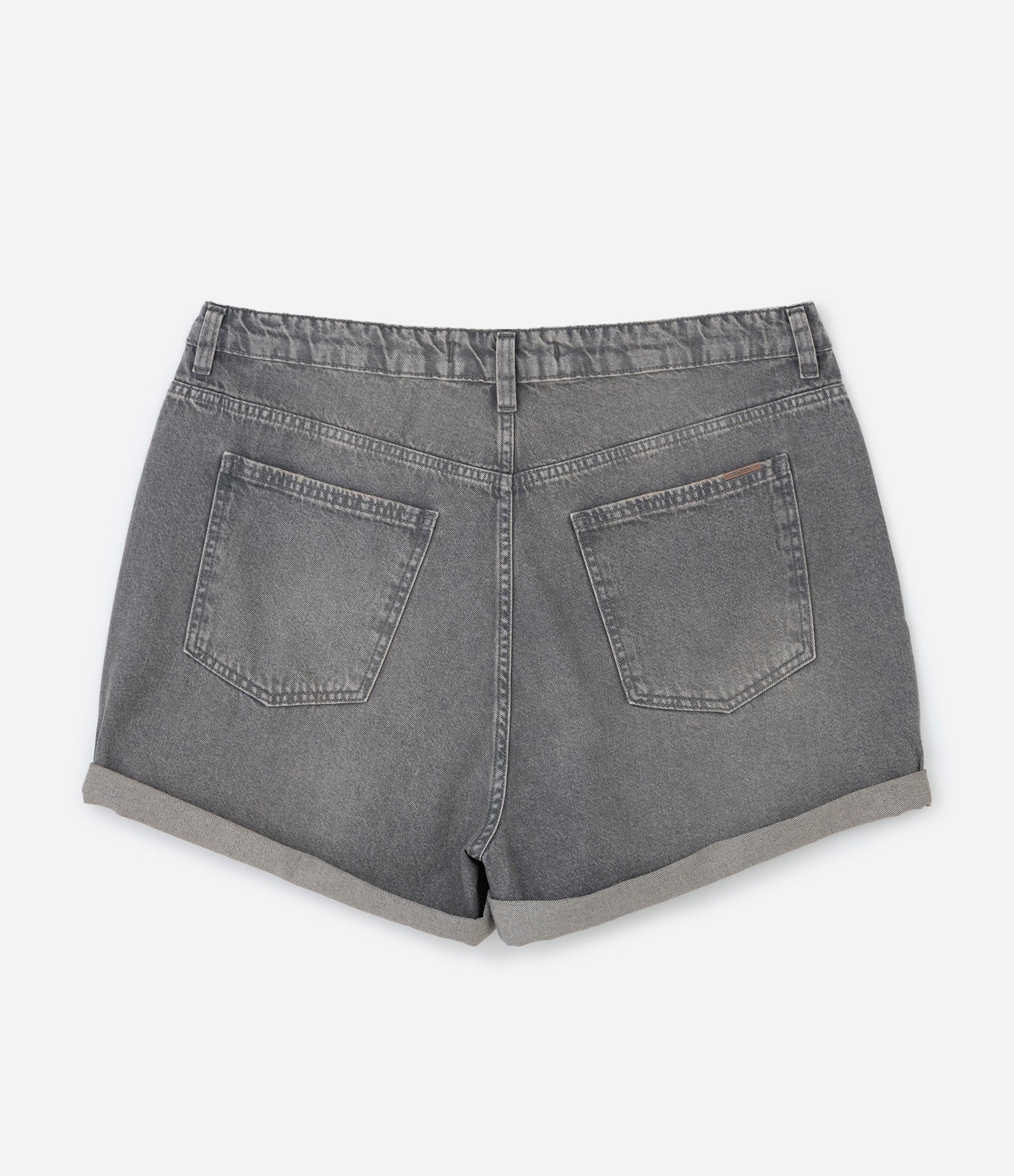 Short Mom Jeans com Barra Dobrada Curve & Plus Size Cinza 7