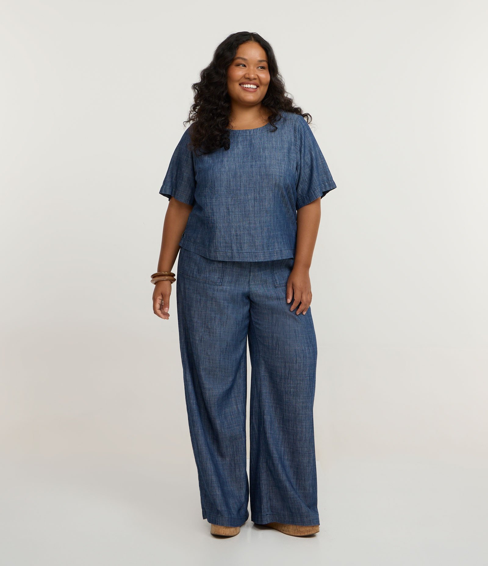 Blusa Curta em Sarja Curve & Plus Size Azul 2