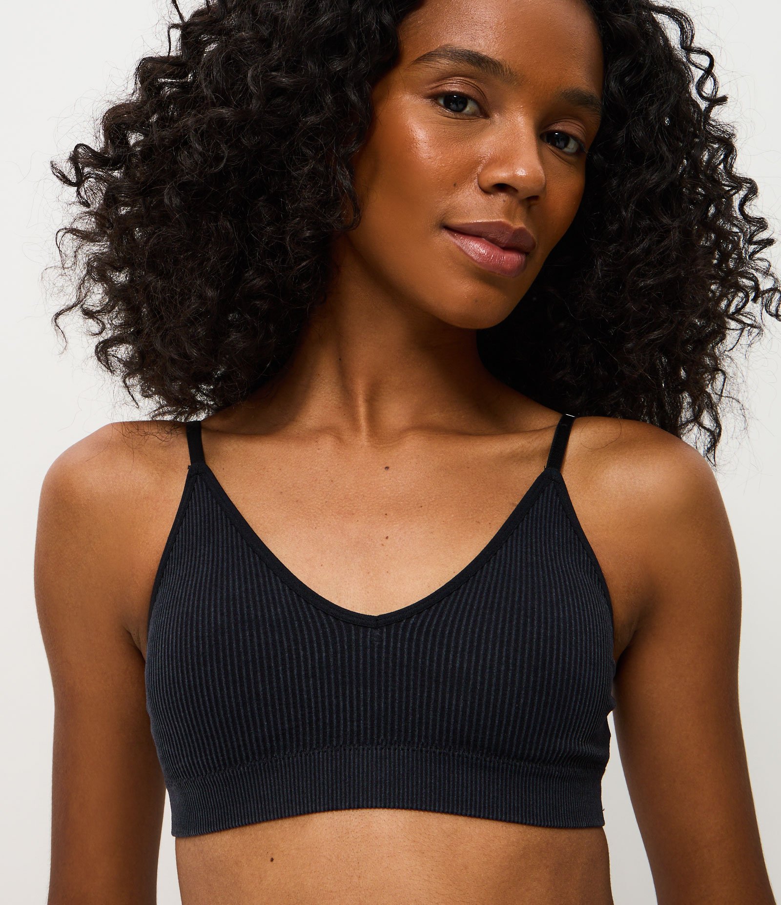 Sutiã Top Seamless Texturizado com Bojo Removível Preto 3