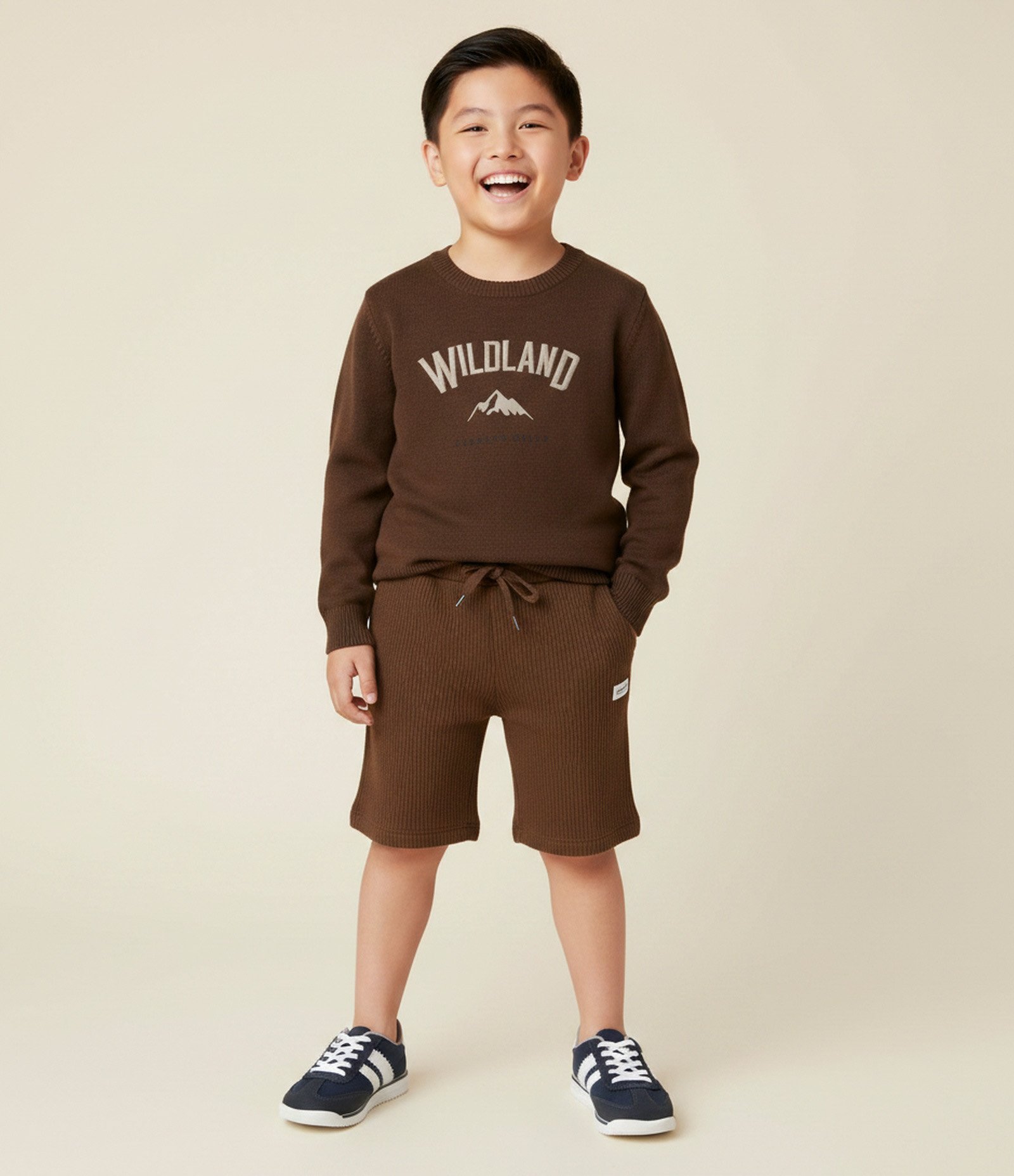 Casaco Infantil com Lettering Bordado – Tam 5 a 14 Anos Marrom 1