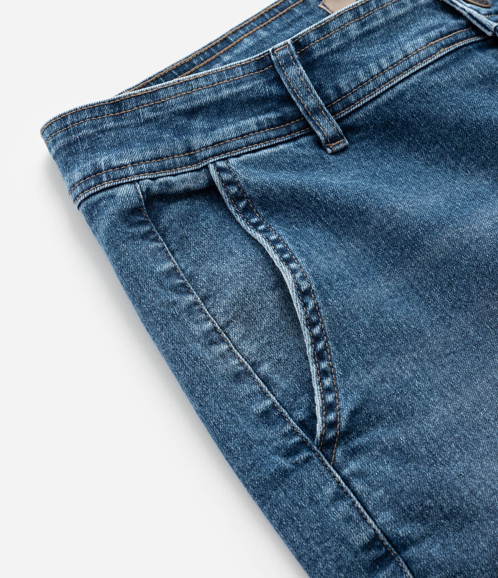 Calça Flare em Jeans com Elastano Curve & Plus Size Azul 7