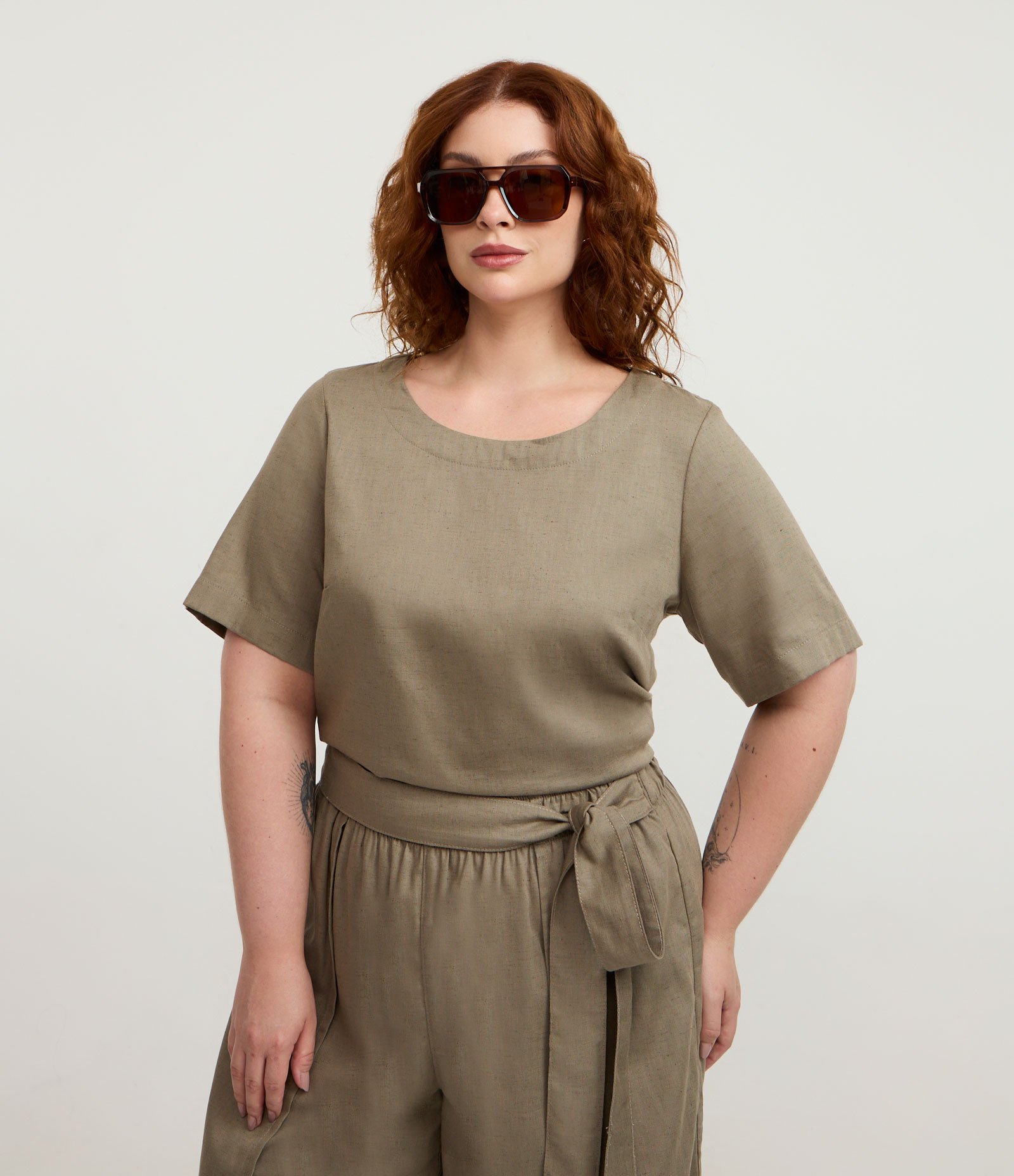 Blusa em Sarja com Manga Curta Curve & Plus Size Verde 1