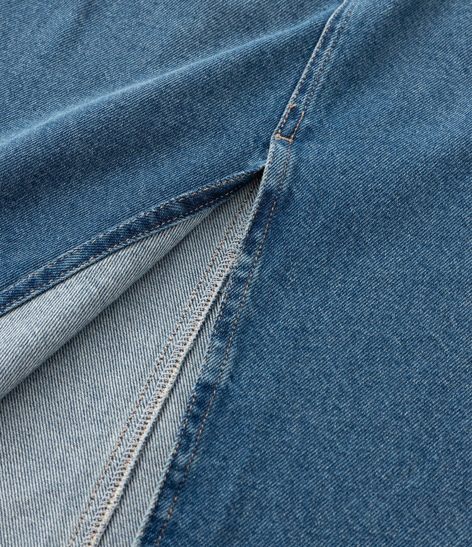 Saia Midi em Jeans com Fenda e Cinto com Fivela Curve & Plus Size Azul 3