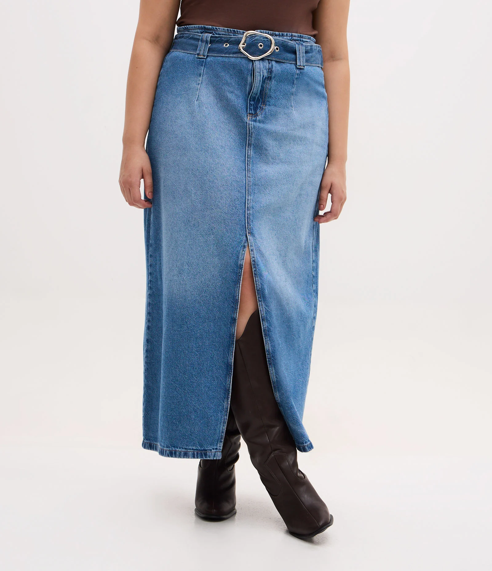 Saia Midi em Jeans com Fenda e Cinto com Fivela Curve & Plus Size Azul 2