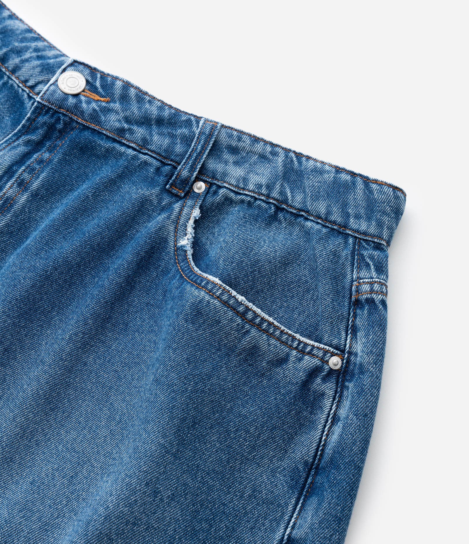 Short Boyfriend em Jeans com Abertura Lateral Curve & Plus Size Azul 5