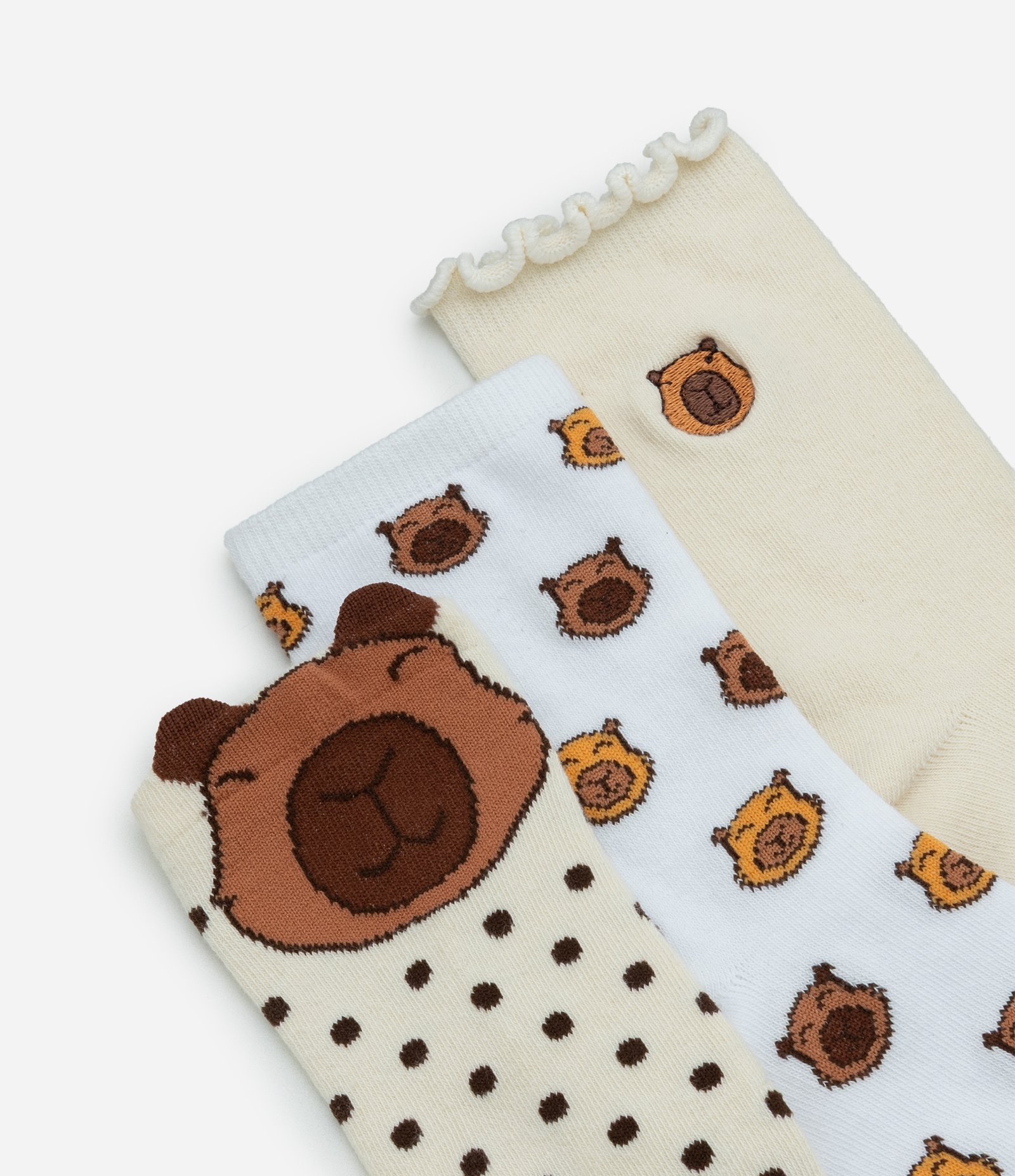 Kit 03 Meias Cano Médio em Algodão com Estampa de Capivara Branco/Off White 4