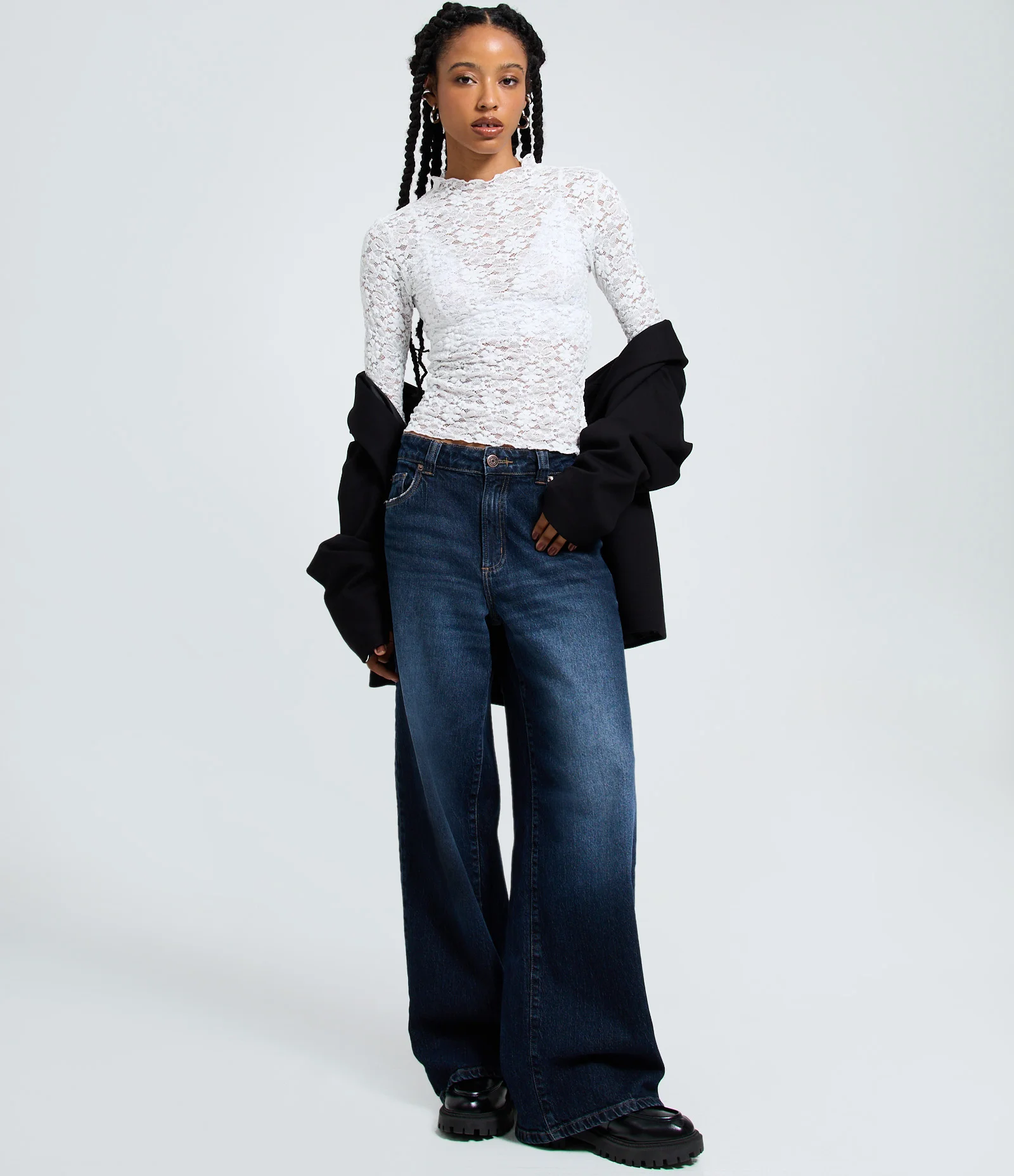 Blusa em Renda Texturizada com Manga Longa Branco 2