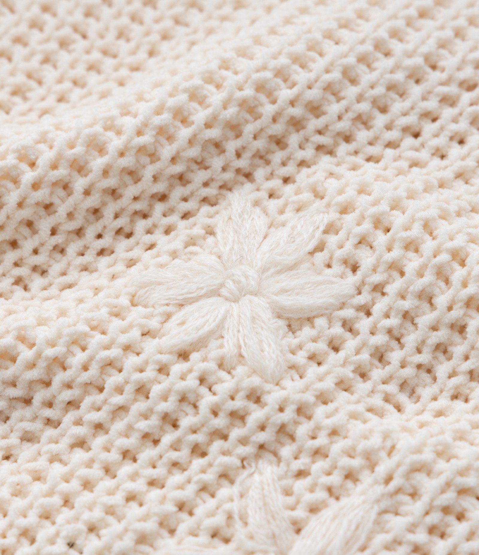 Colete Infantil em Chenille com Flores Bordadas – Tam 5 a 14 Anos Off White 3