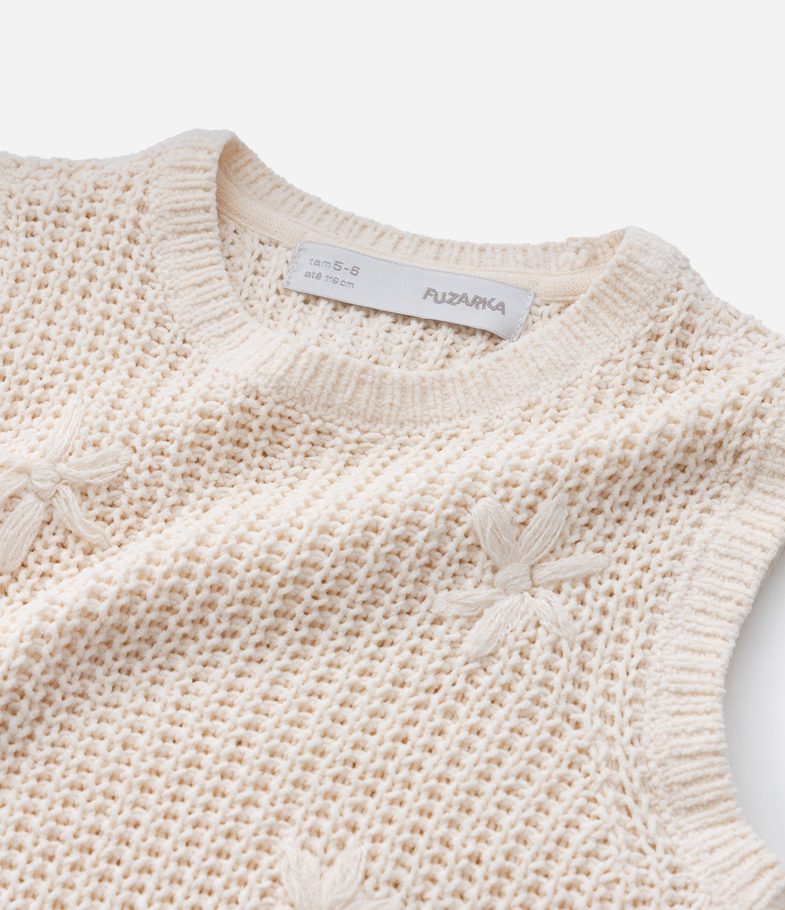 Colete Infantil em Chenille com Flores Bordadas – Tam 5 a 14 Anos Off White 4