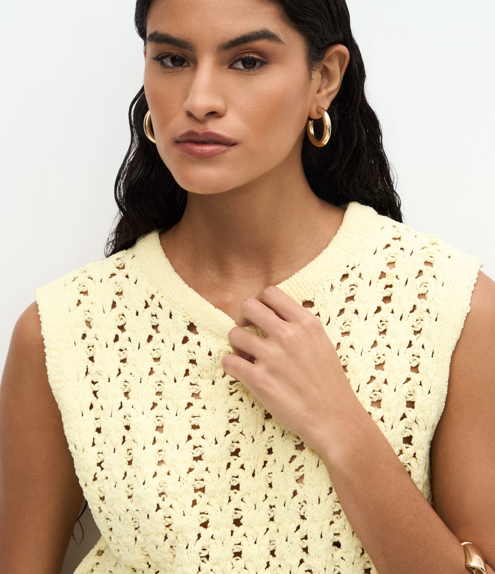 Colete Regular em Tricô Texturizado Amarelo 4