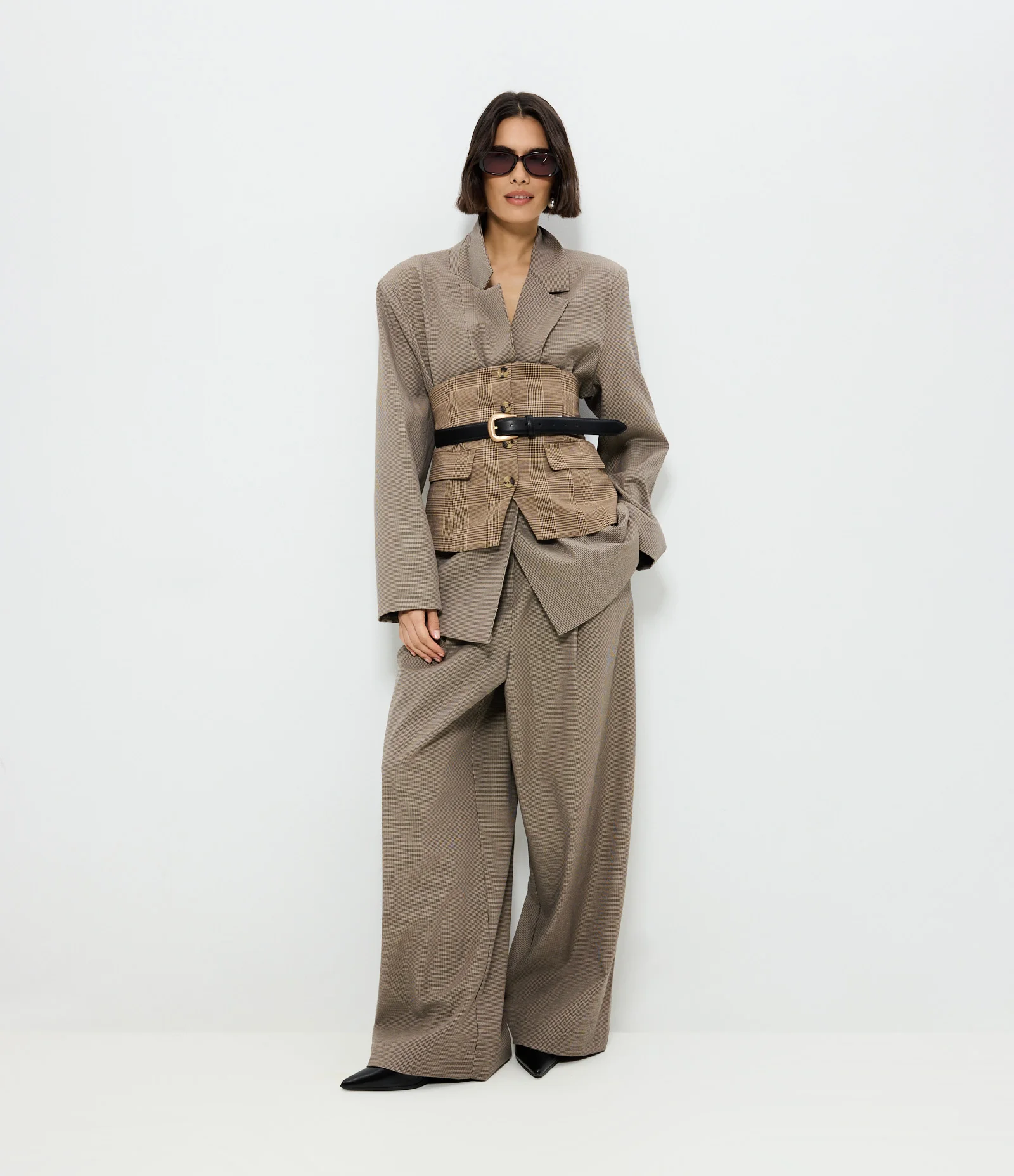 Calça Wide Leg Alfaiatada com Estampa Pied de Poule Marrom 1