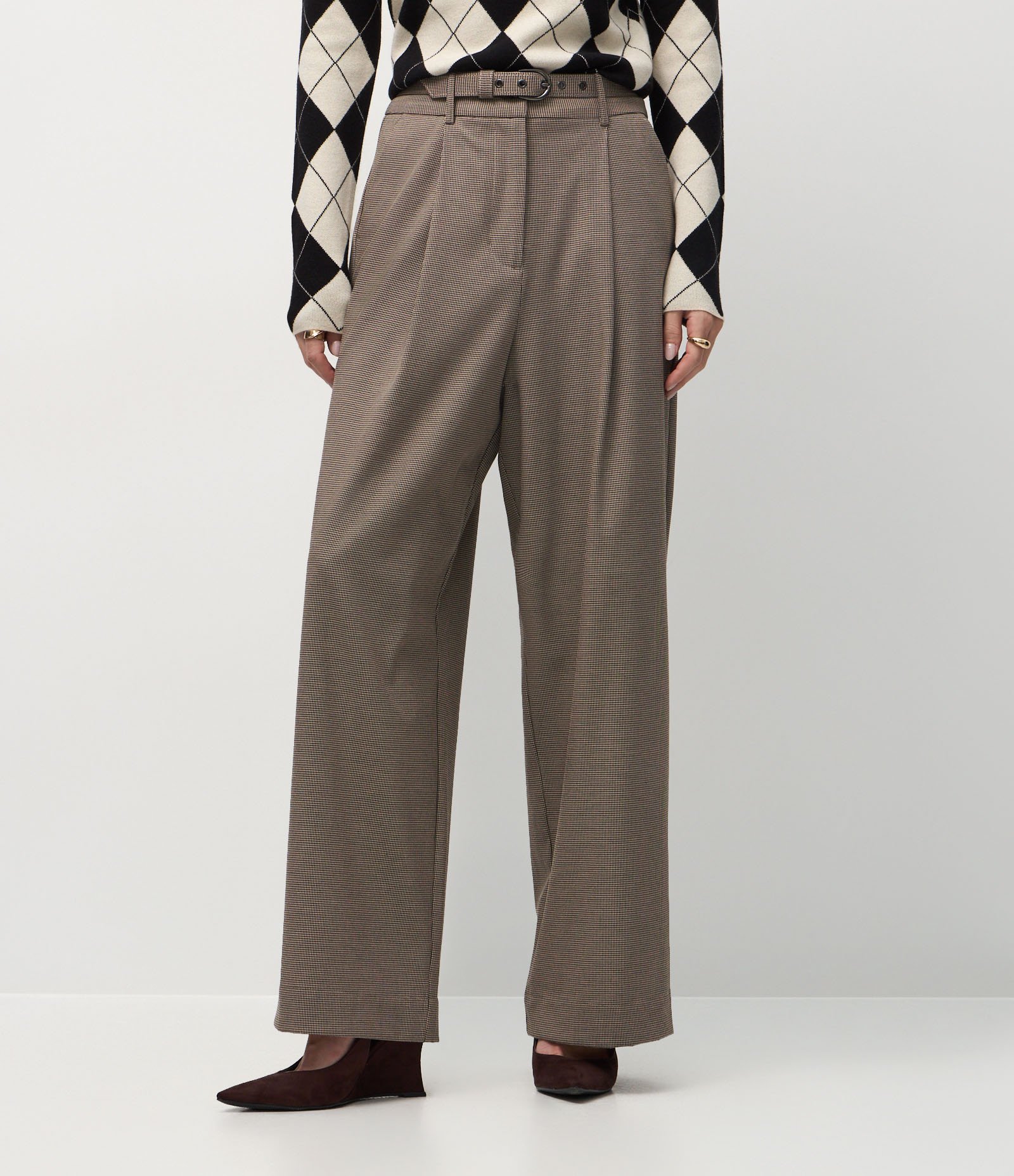 Calça Wide Leg Alfaiatada com Estampa Pied de Poule Marrom 5