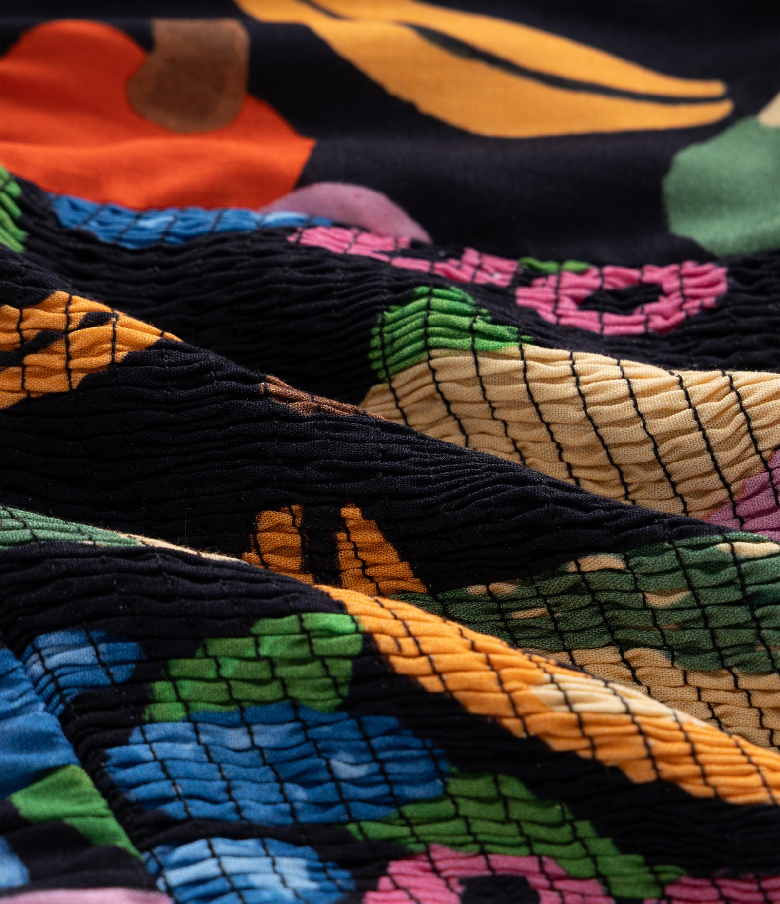 Macacão em Chalis com Estampa Tropical Curve & Plus Size Multicores 7