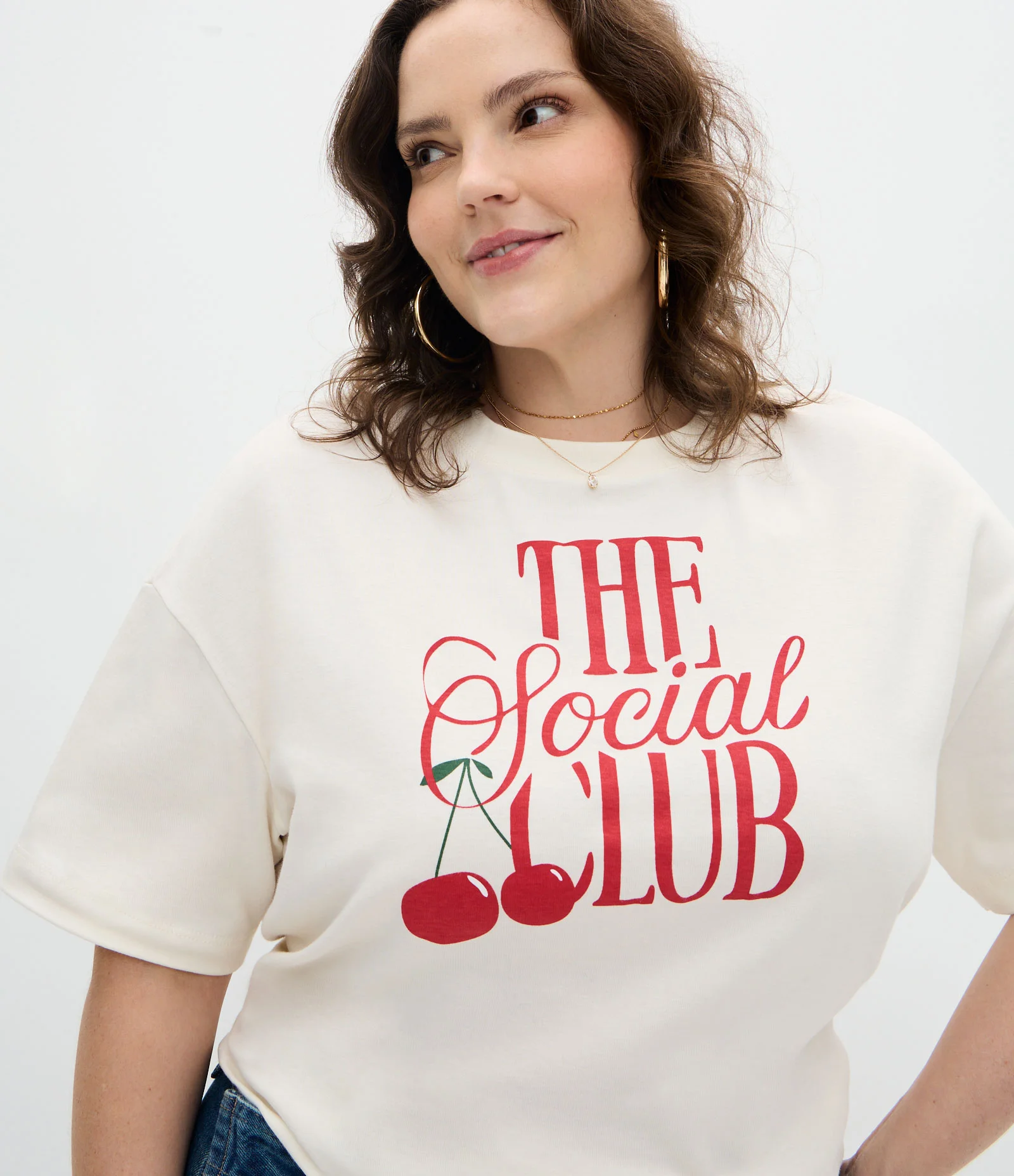 Camiseta Oversized em Suedine Estampa Cerejas Curve & Plus Size Off White 2