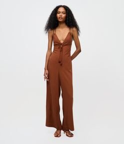 Macacão Pantalona em Viscolinho com Alças Duplas