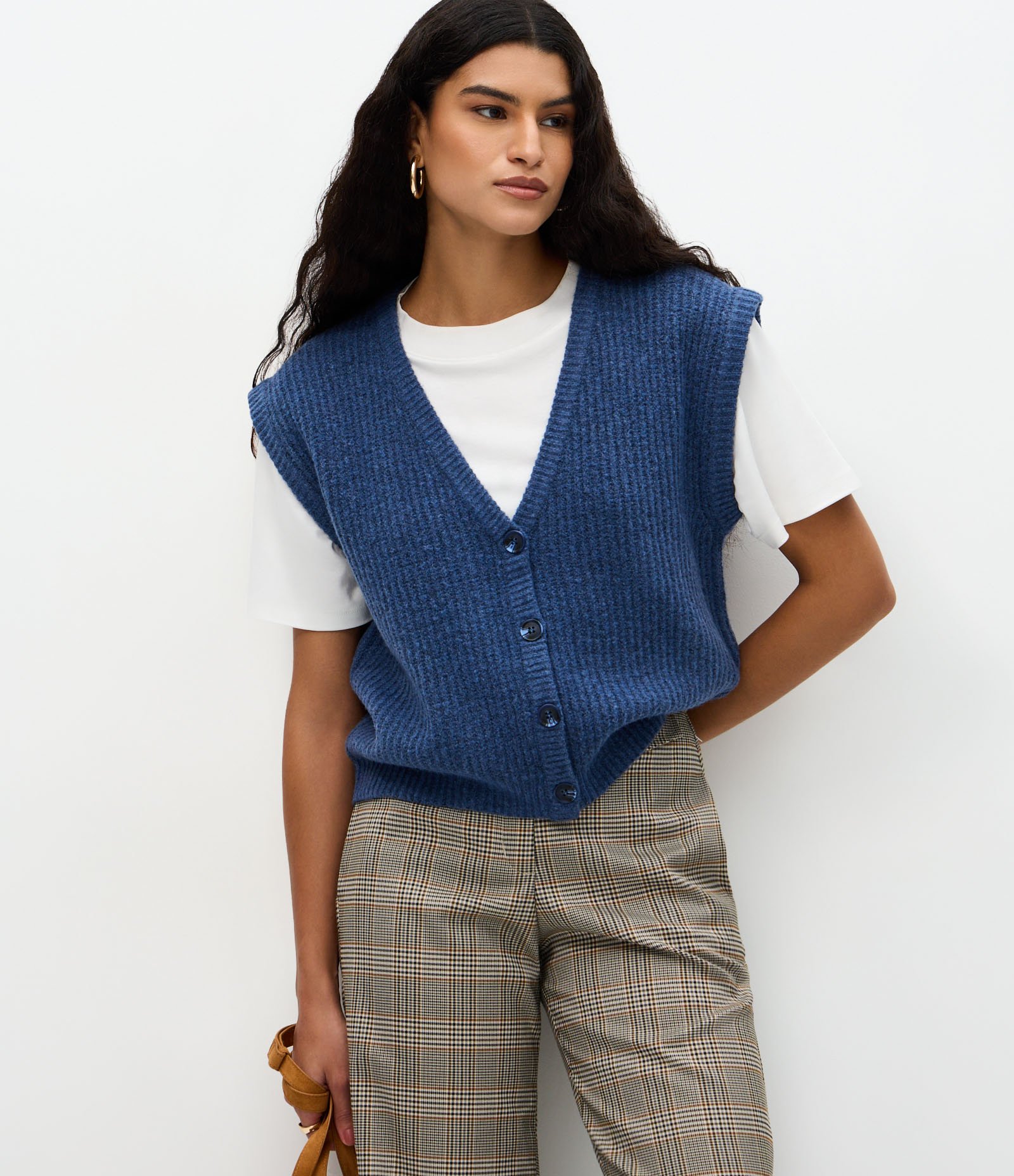 Colete Regular em Tricô com Abotoamento Frontal Azul 1