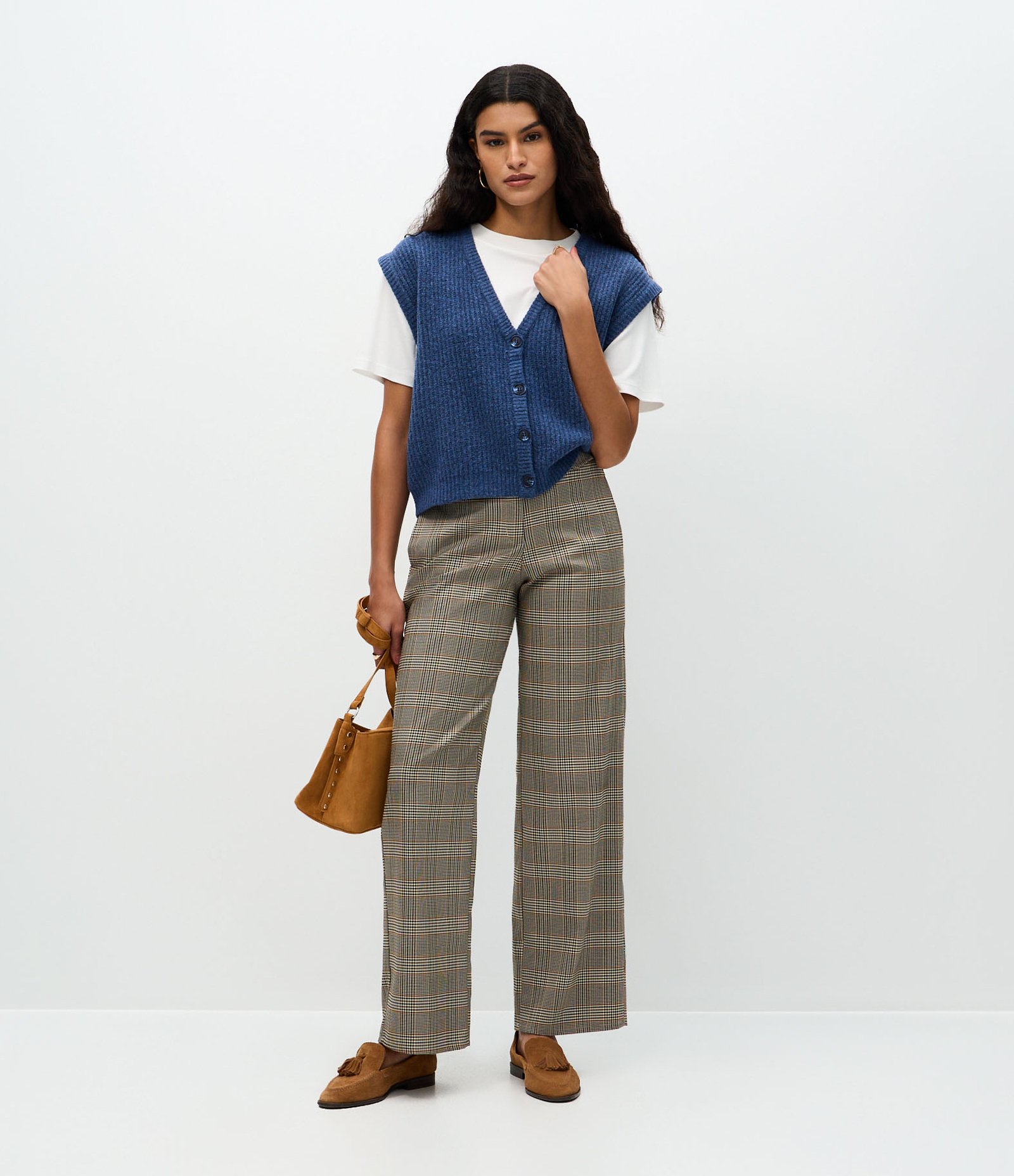 Colete Regular em Tricô com Abotoamento Frontal Azul 2