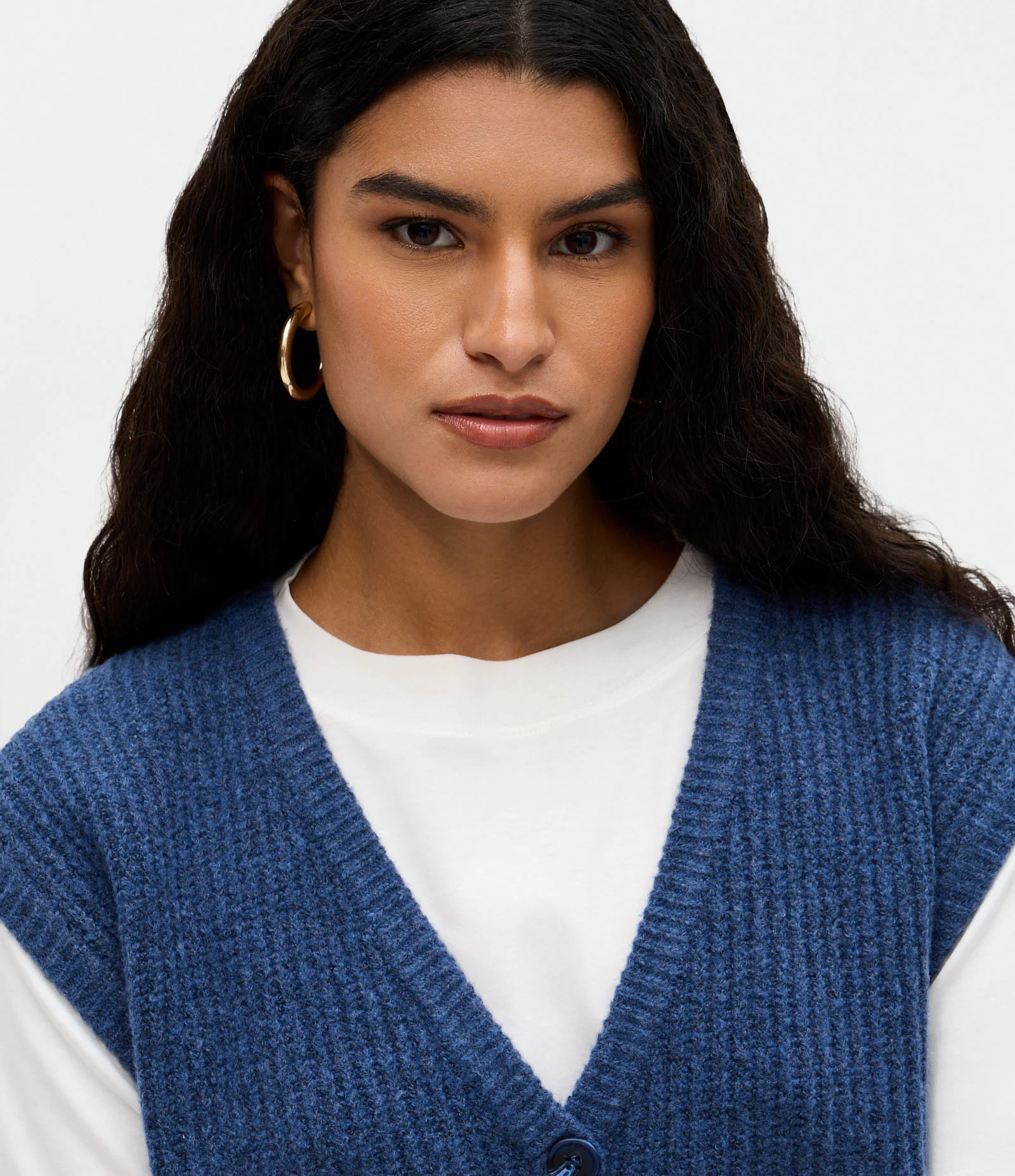 Colete Regular em Tricô com Abotoamento Frontal Azul 3