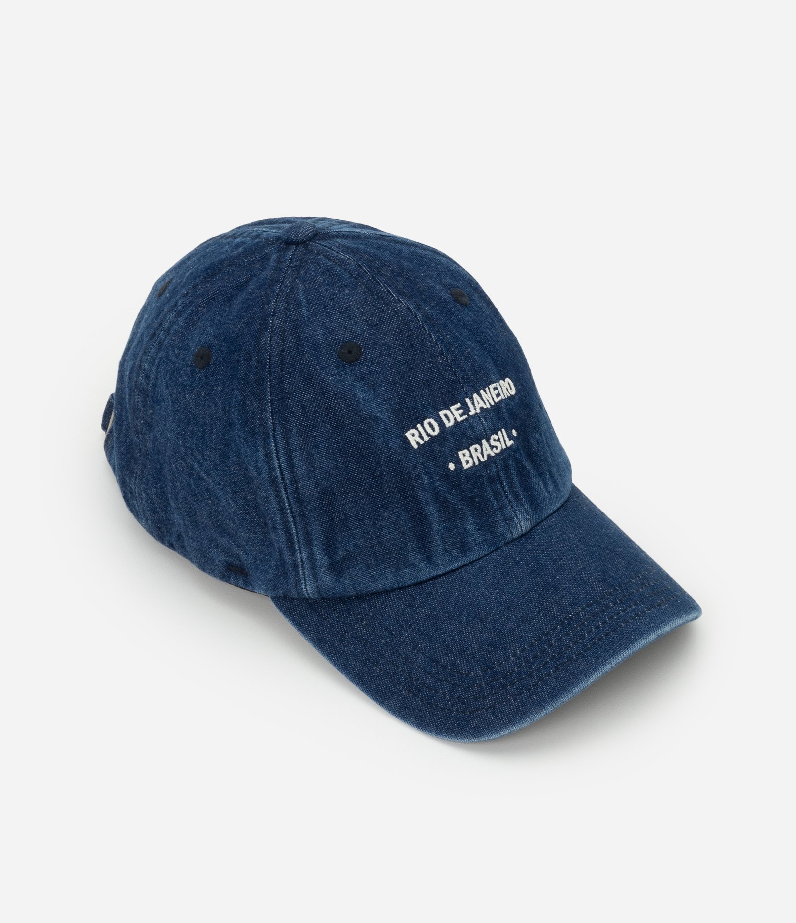 Boné em Sarja com Aba Curva e Bordado Rio de Janeiro Brasil Azul 1