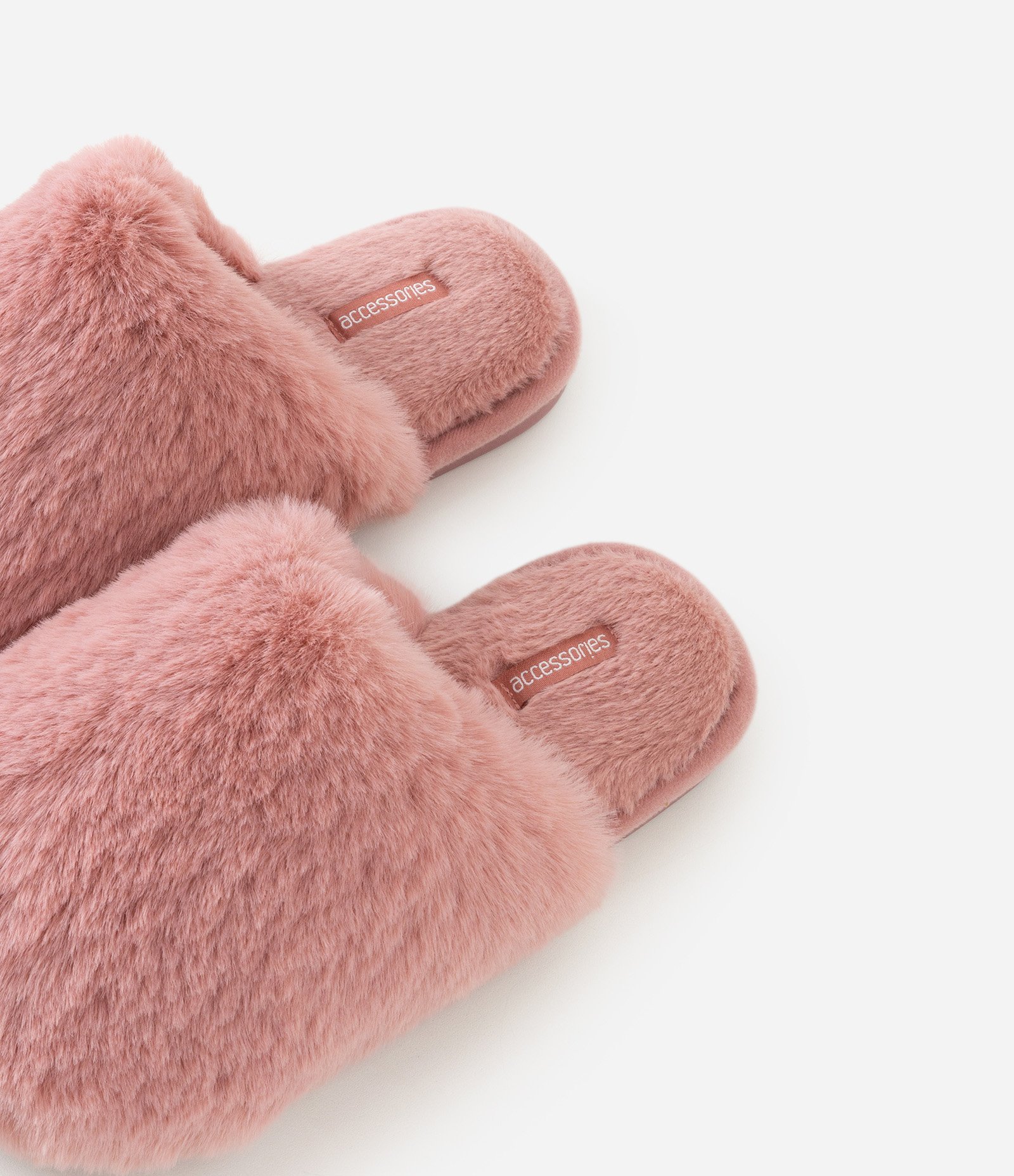 Pantufa Fechada Peluciada Rose 5