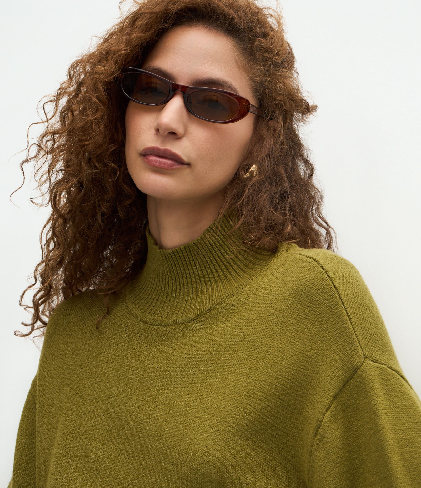 Blusa Alongada em Tricô com Gola Alta Verde 3