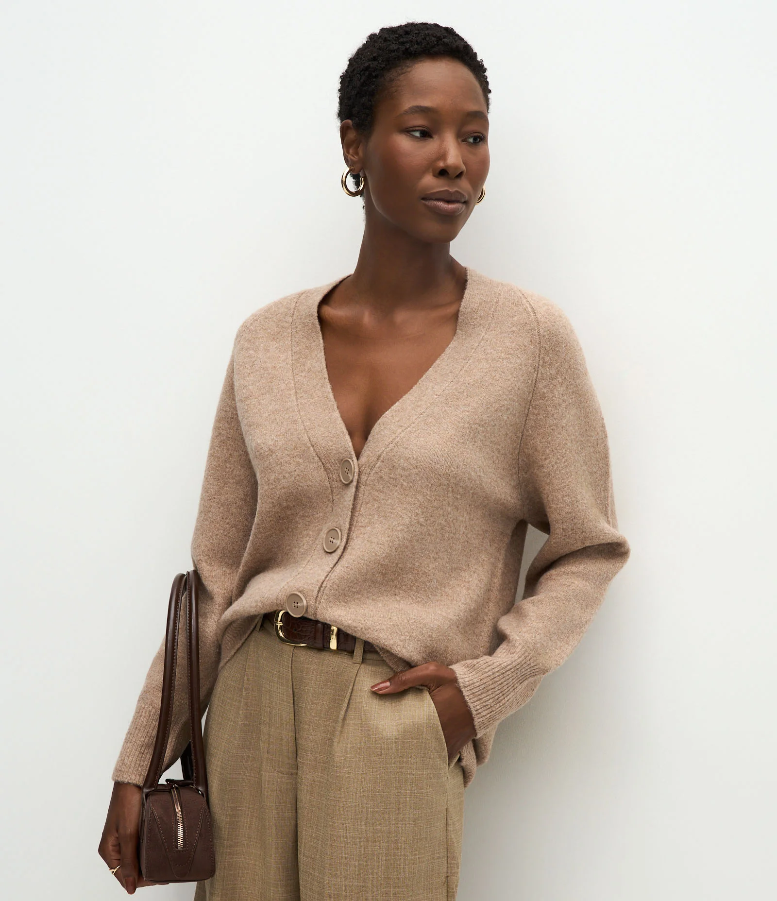 Cardigan em Tricô com Botões Grandes Bege 1