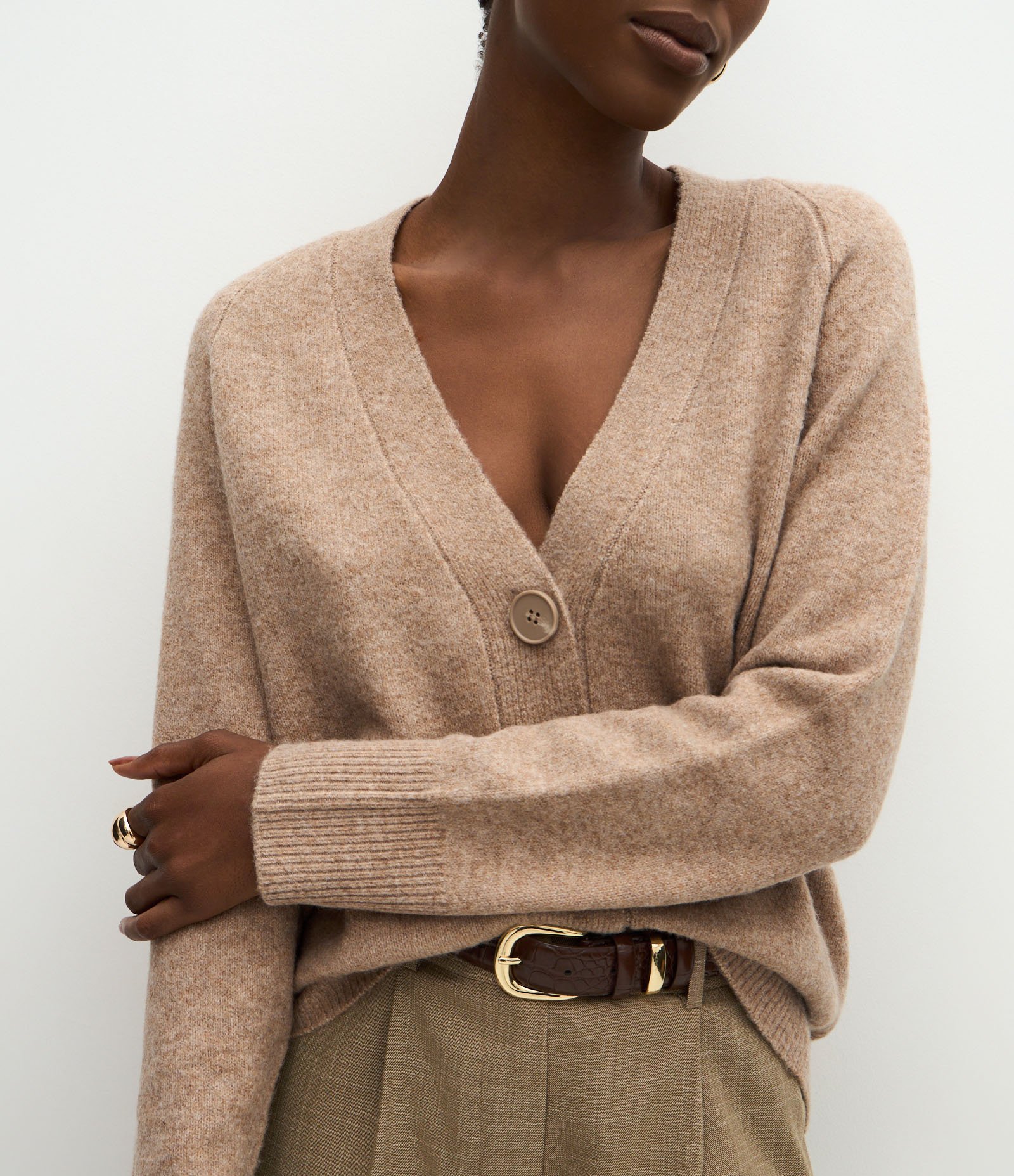 Cardigan em Tricô com Botões Grandes Bege 3