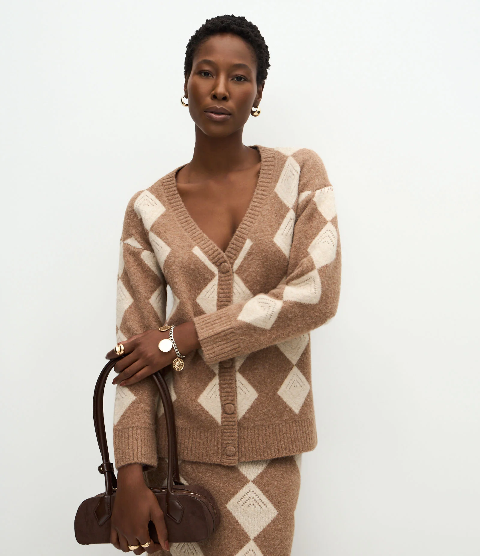 Cardigan Alongado em Tricô com Estampa Xadrez Argyle Bege 1