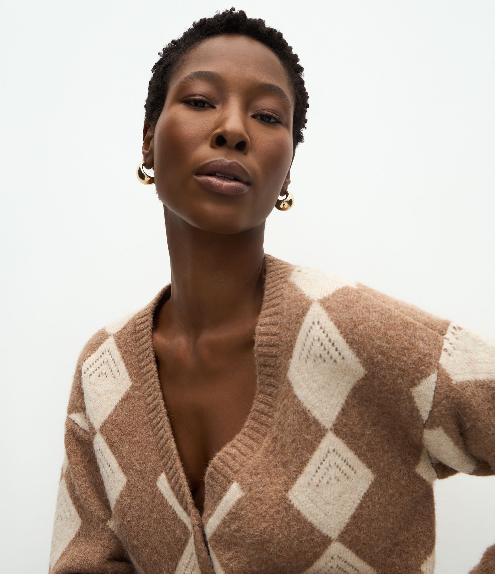 Cardigan Alongado em Tricô com Estampa Xadrez Argyle Bege 3
