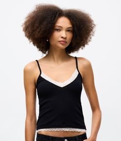 Blusa em Ribana com Alças Finas e Renda no Decote