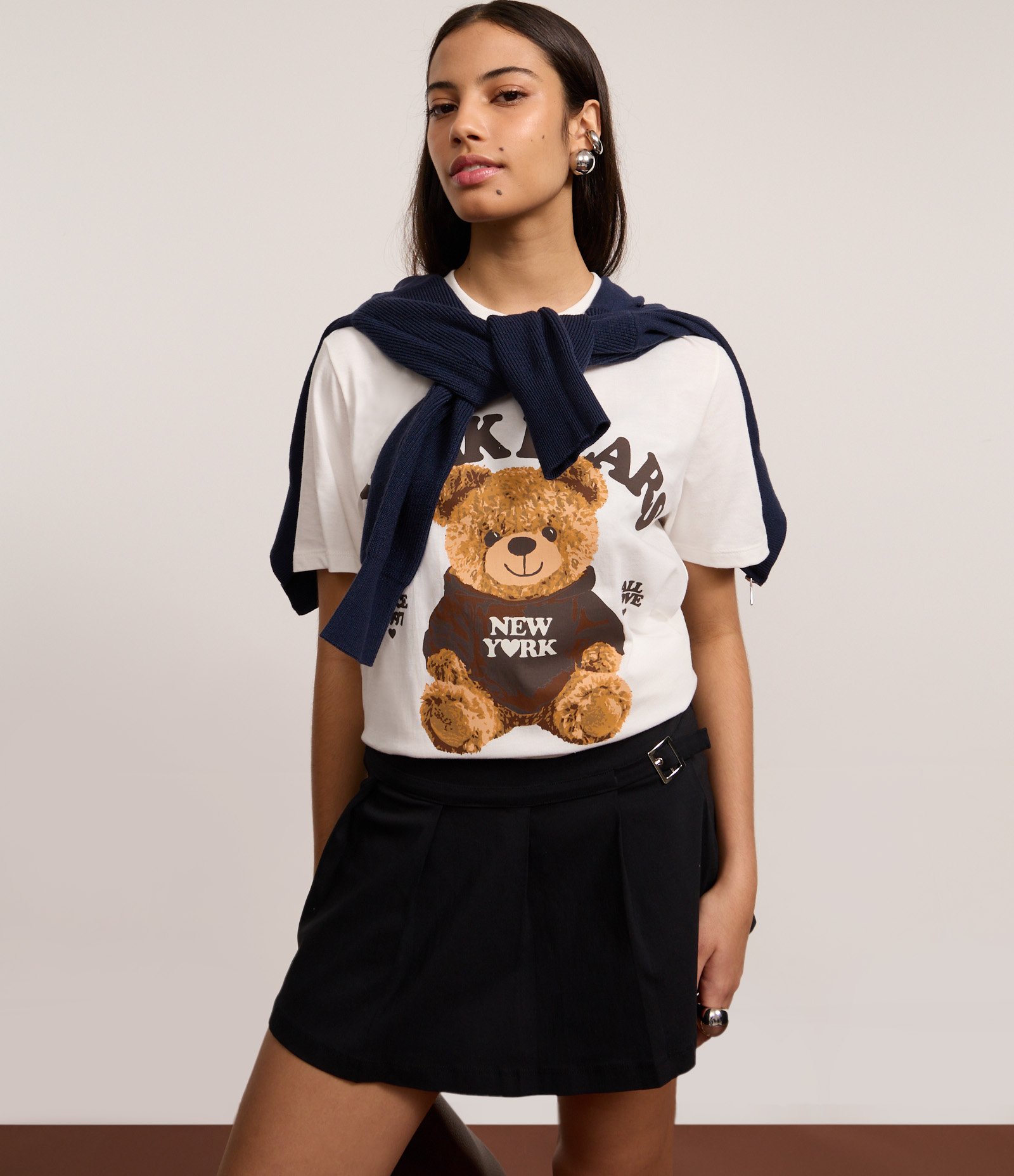 Short Saia em Bengaline com Fivela Lateral Preto 4