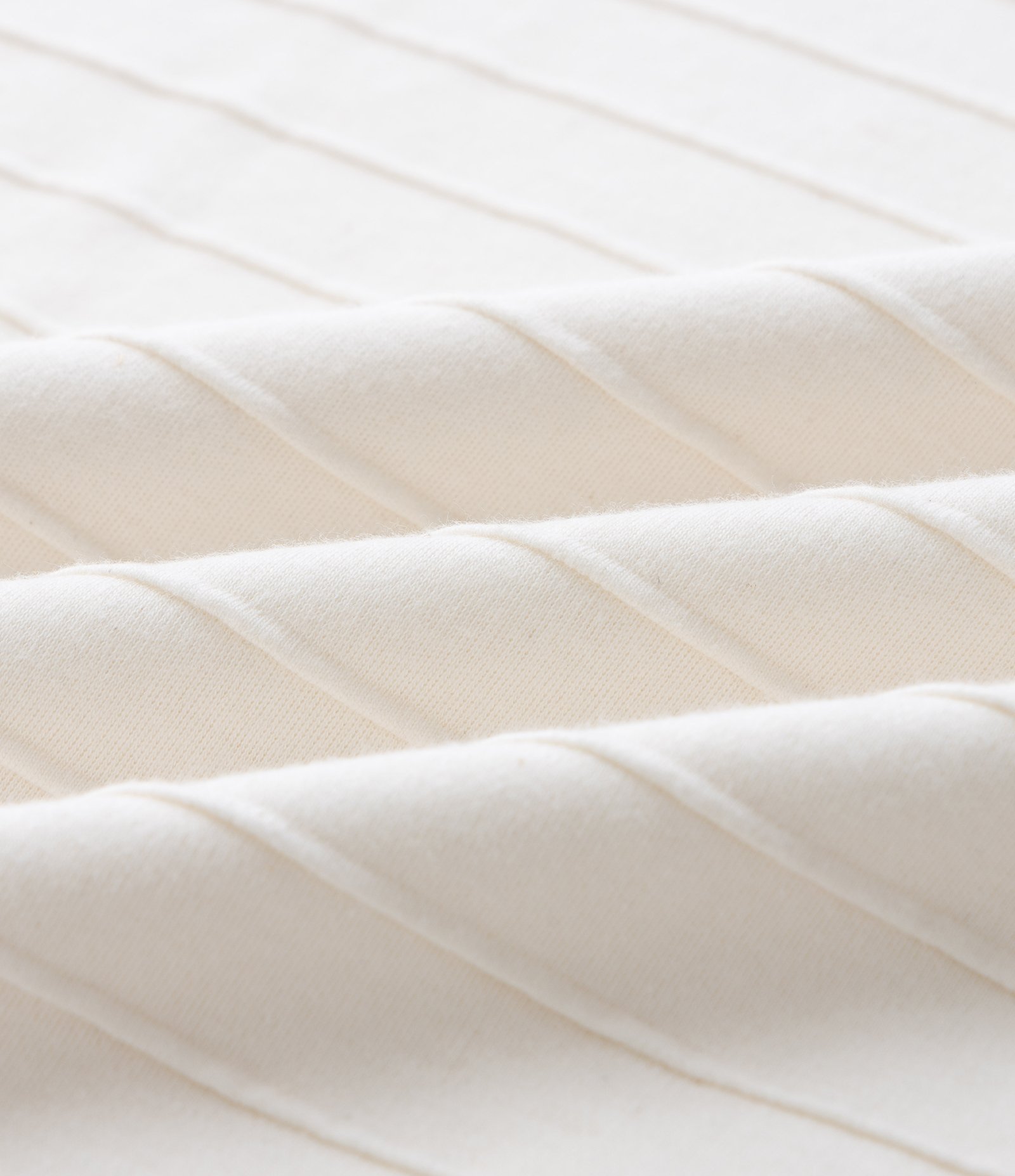 Camiseta Regular em Algodão Trabalhado em Relevo Branco 4