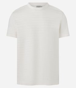 Camiseta Regular em Algodão Trabalhado em Relevo