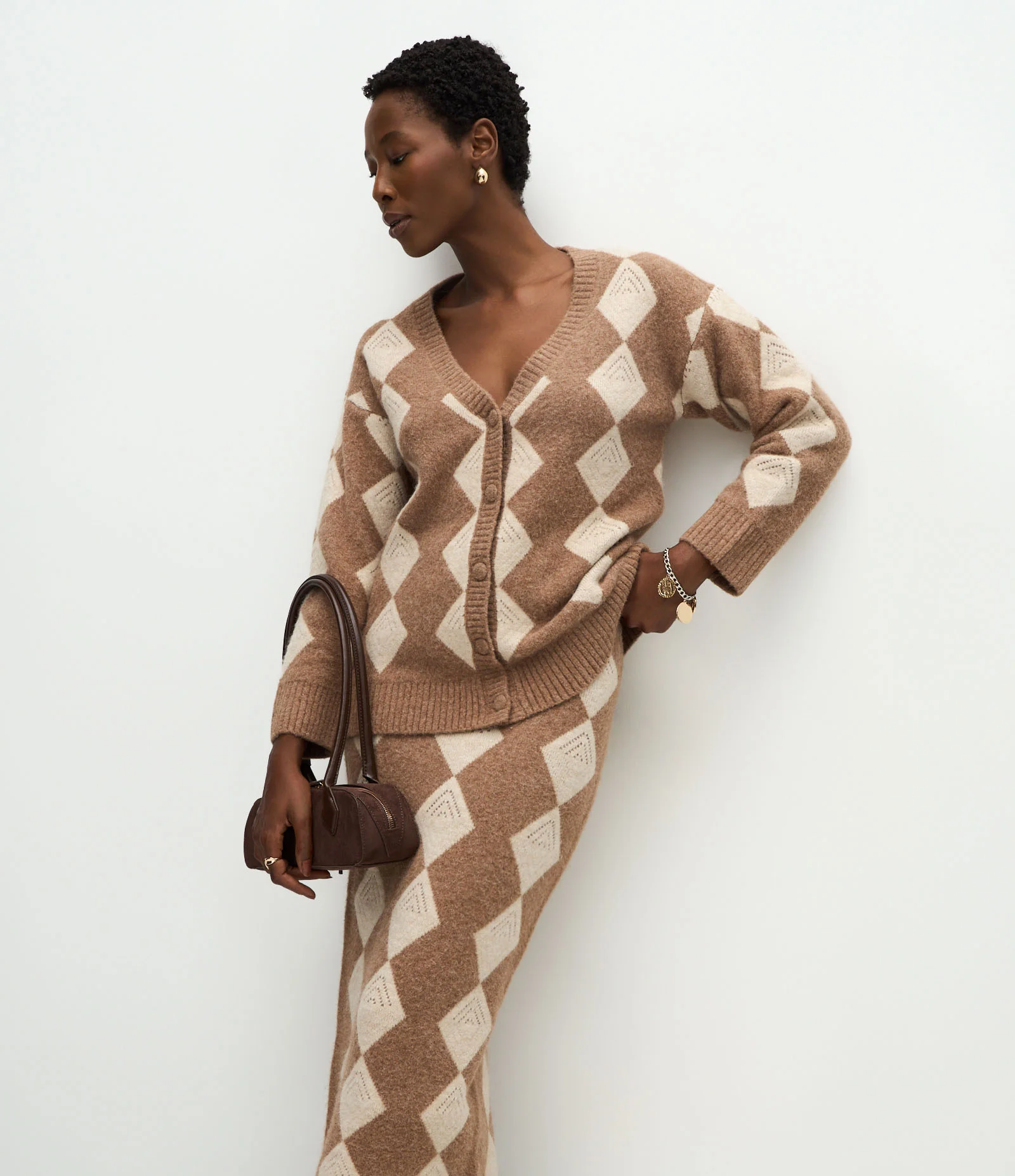 Saia Long Midi em Tricô Jacquard com Estampa Xadrez Bege 2
