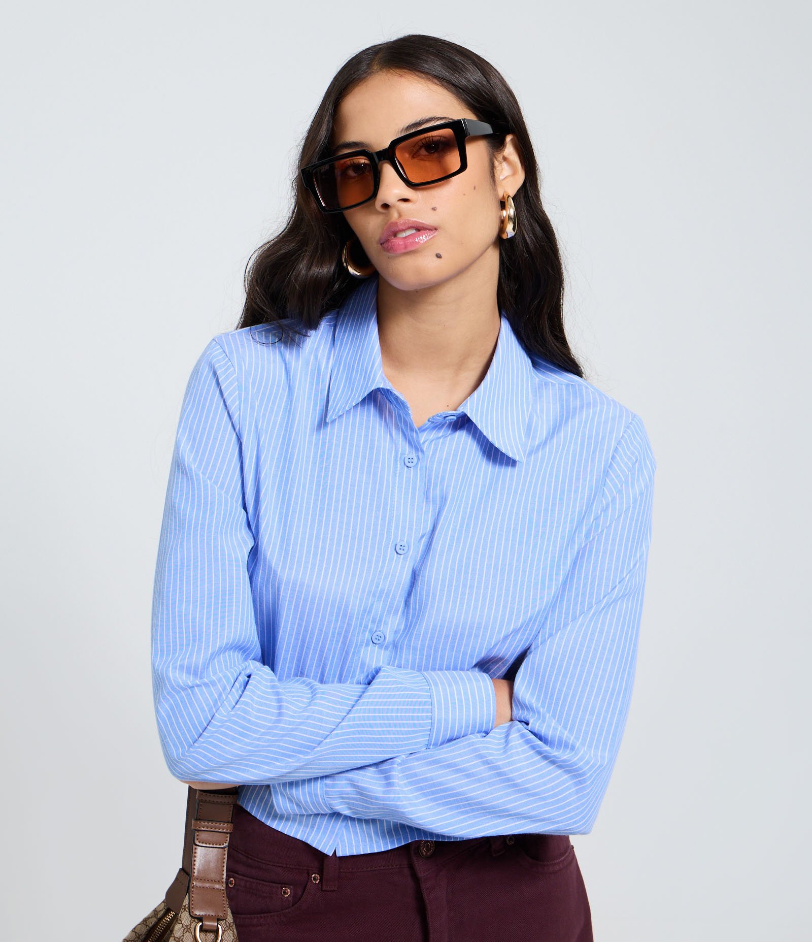 Camisa Cropped Manga Longa com Estampa Listrada Azul 1
