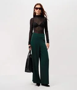 Calça Pantalona Alfaiatada com Cós Liso e Pregas