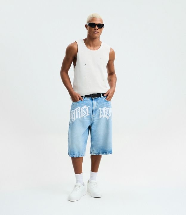 Bermuda Baggy Relaxed em Jeans com Estampa Lettering