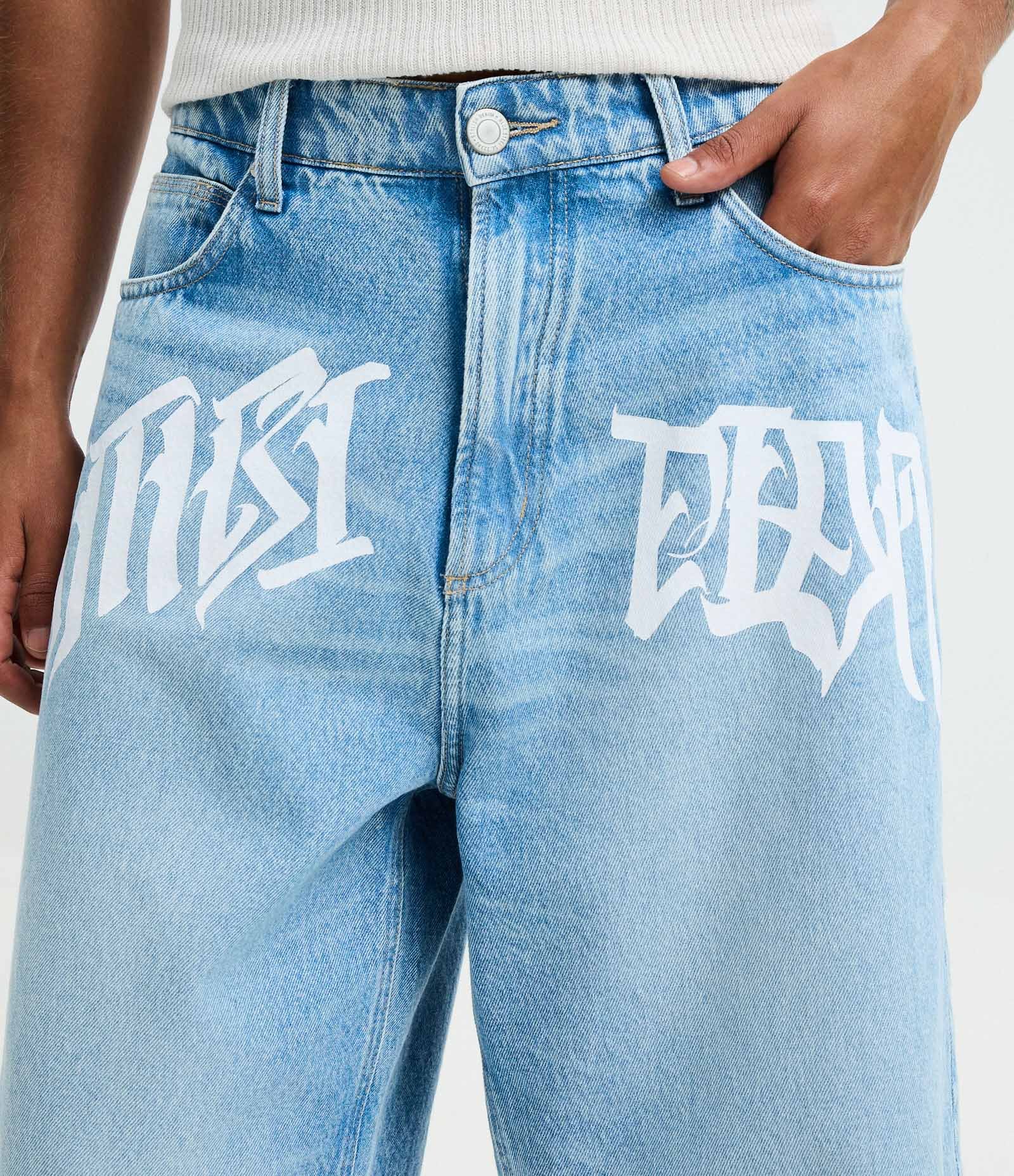 Bermuda Baggy Relaxed em Jeans com Estampa Lettering Azul 3