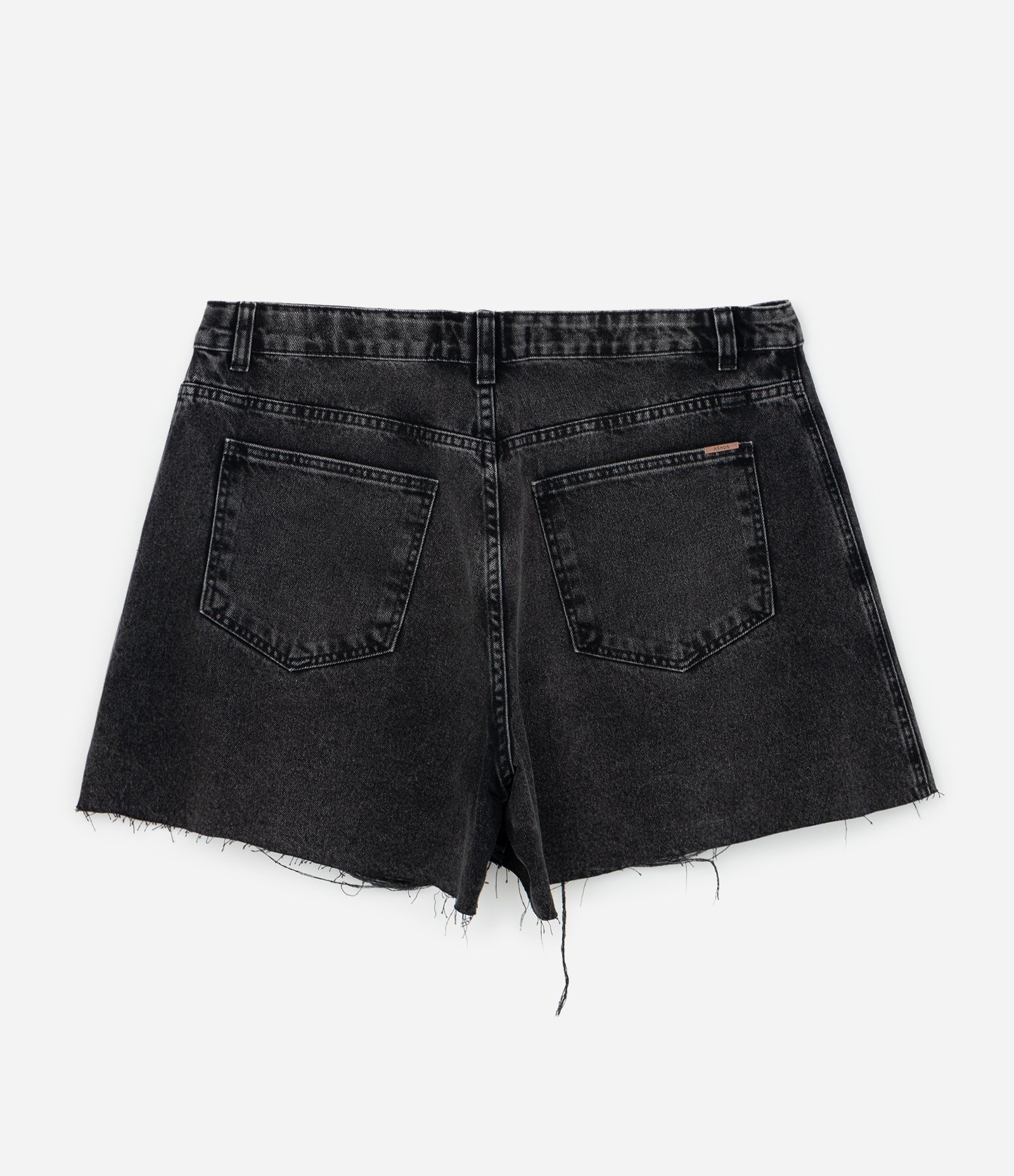 Short Evasê em Jeans com Recorte Curve & Plus Size Preto 2